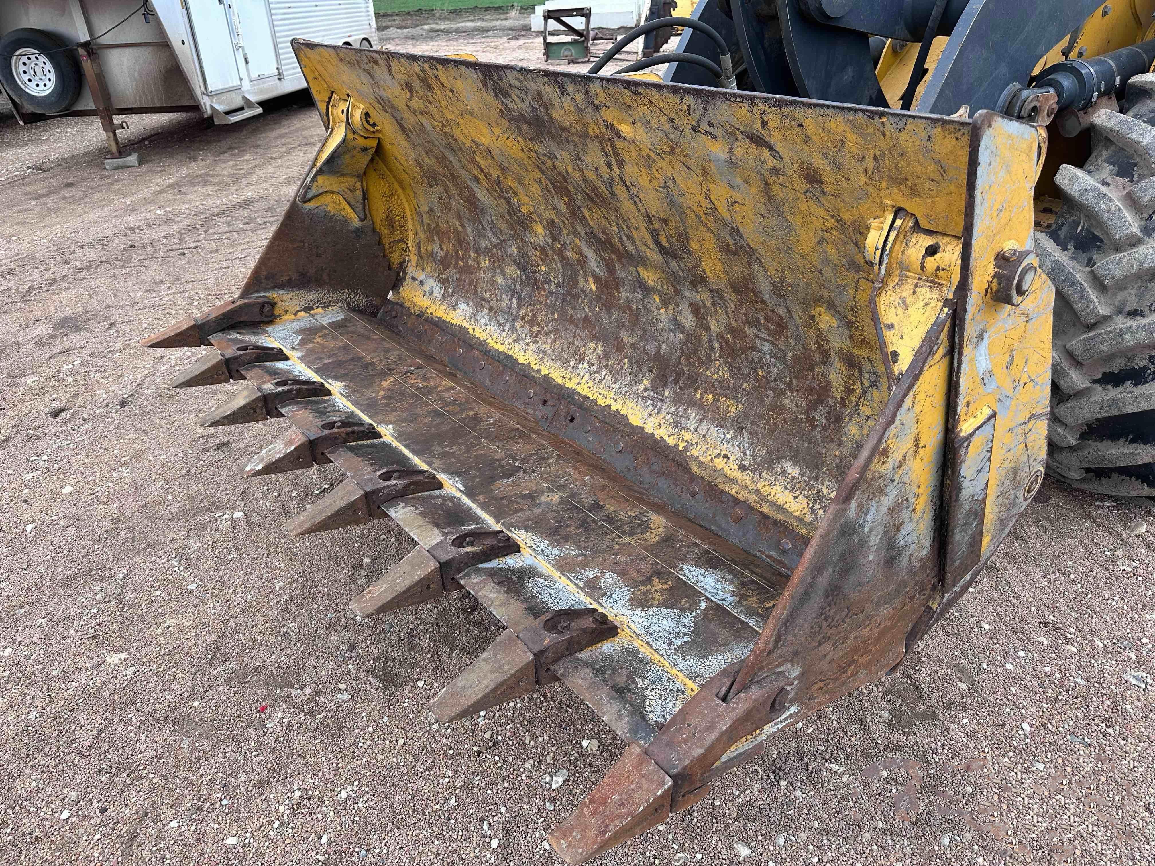 gallery 2004 John Deere 624J Wheel Loader W4-IN-1 Bucket