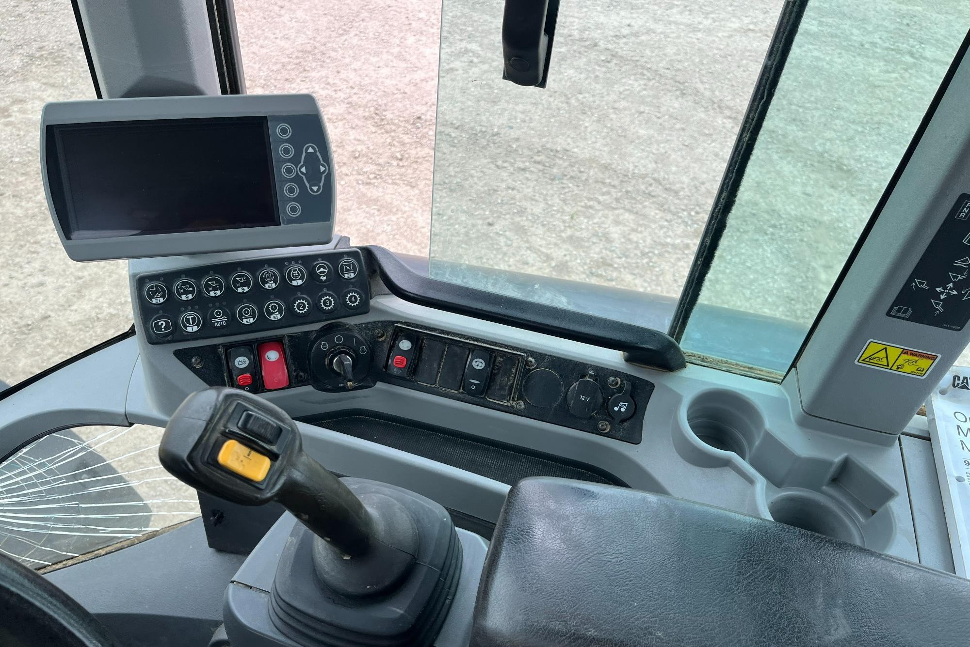 gallery 2015 Caterpillar 924K High Lift Wheel Loader