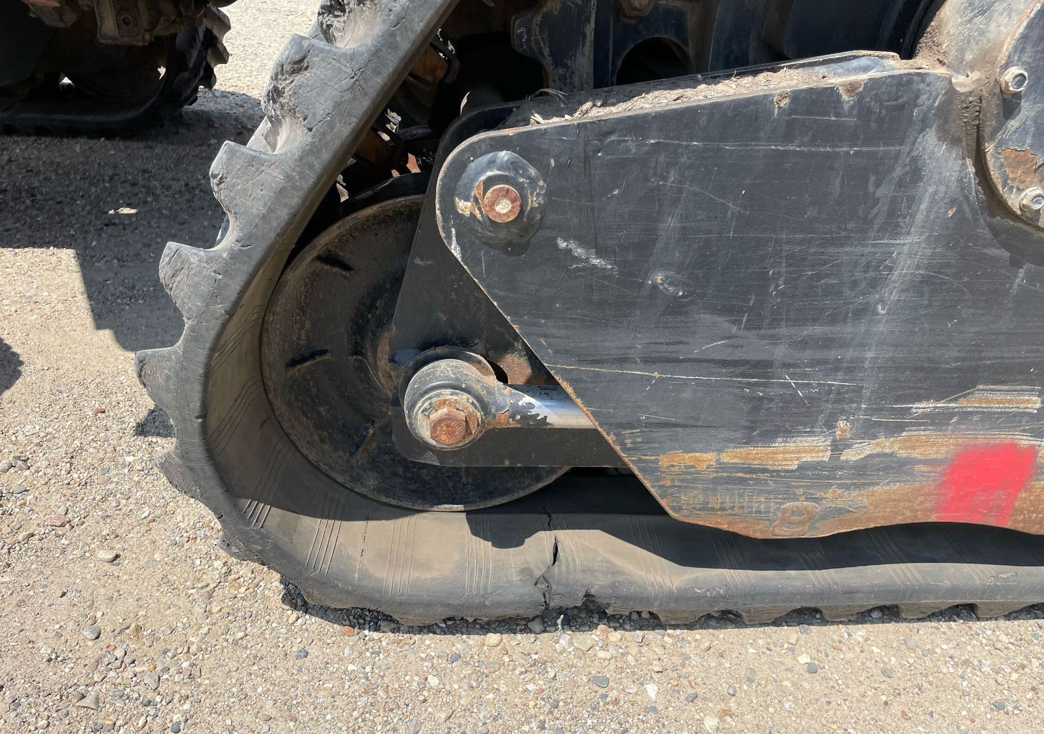 gallery 2011 Ditch Witch RT115 Quad vibratory cable plow