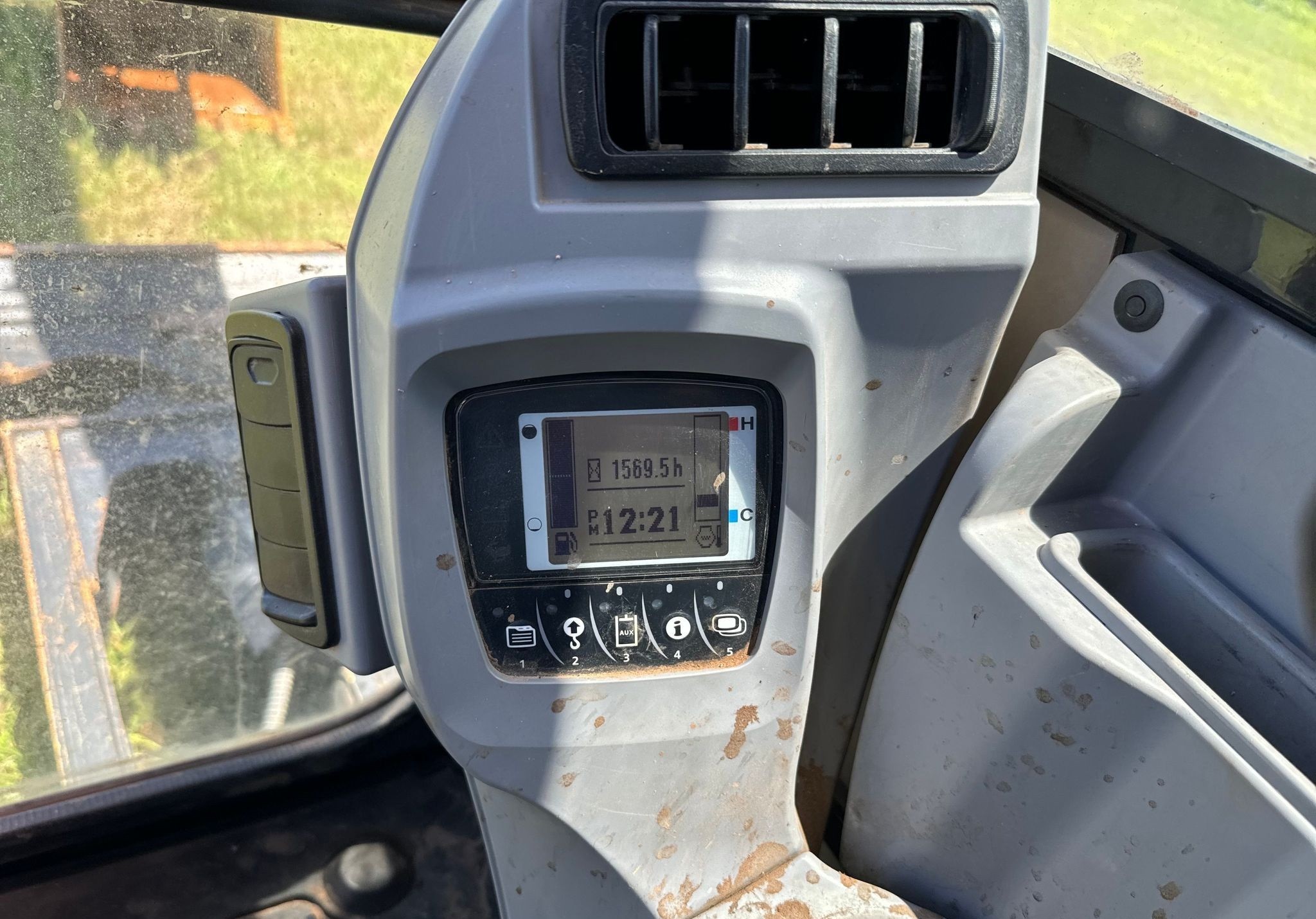 gallery 2021 Kubota KX080-4 mini excavator