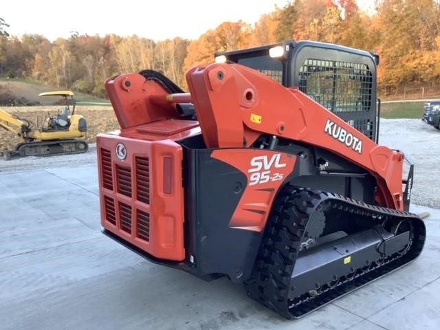 gallery 2018 KUBOTA SVL95-2S Skid Steer