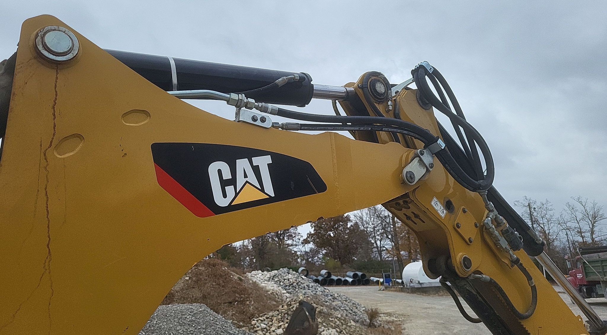 gallery 2018 Caterpillar 420F2 backhoe