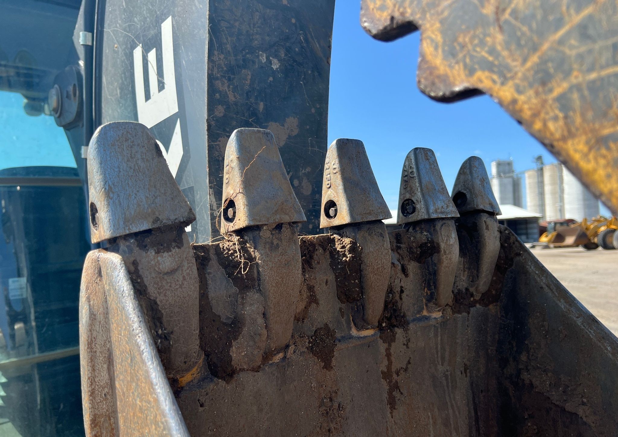 gallery 2020 John Deere 310L backhoe