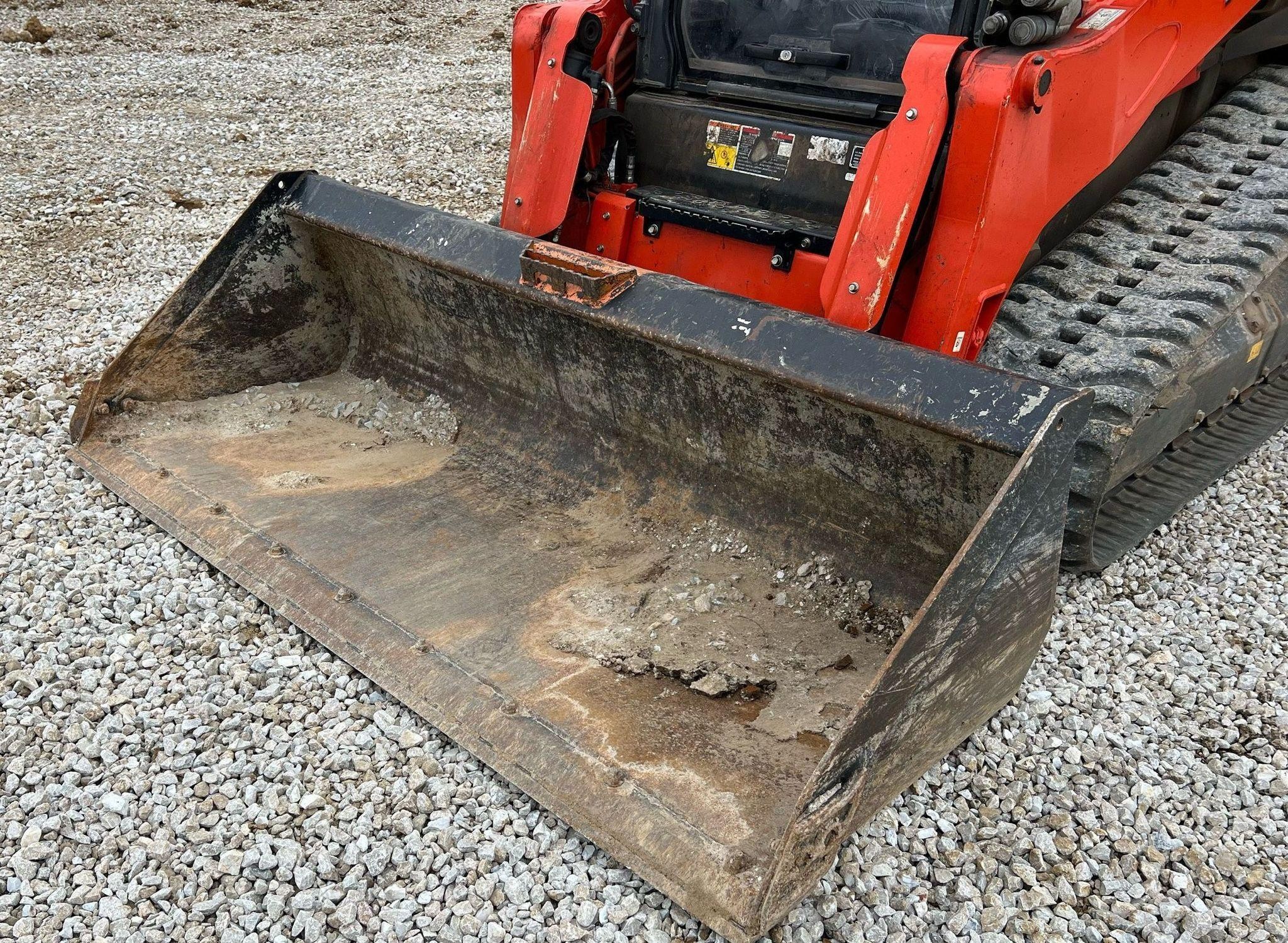 gallery 2019 Kubota SVL95-2S tracked skid steer loader