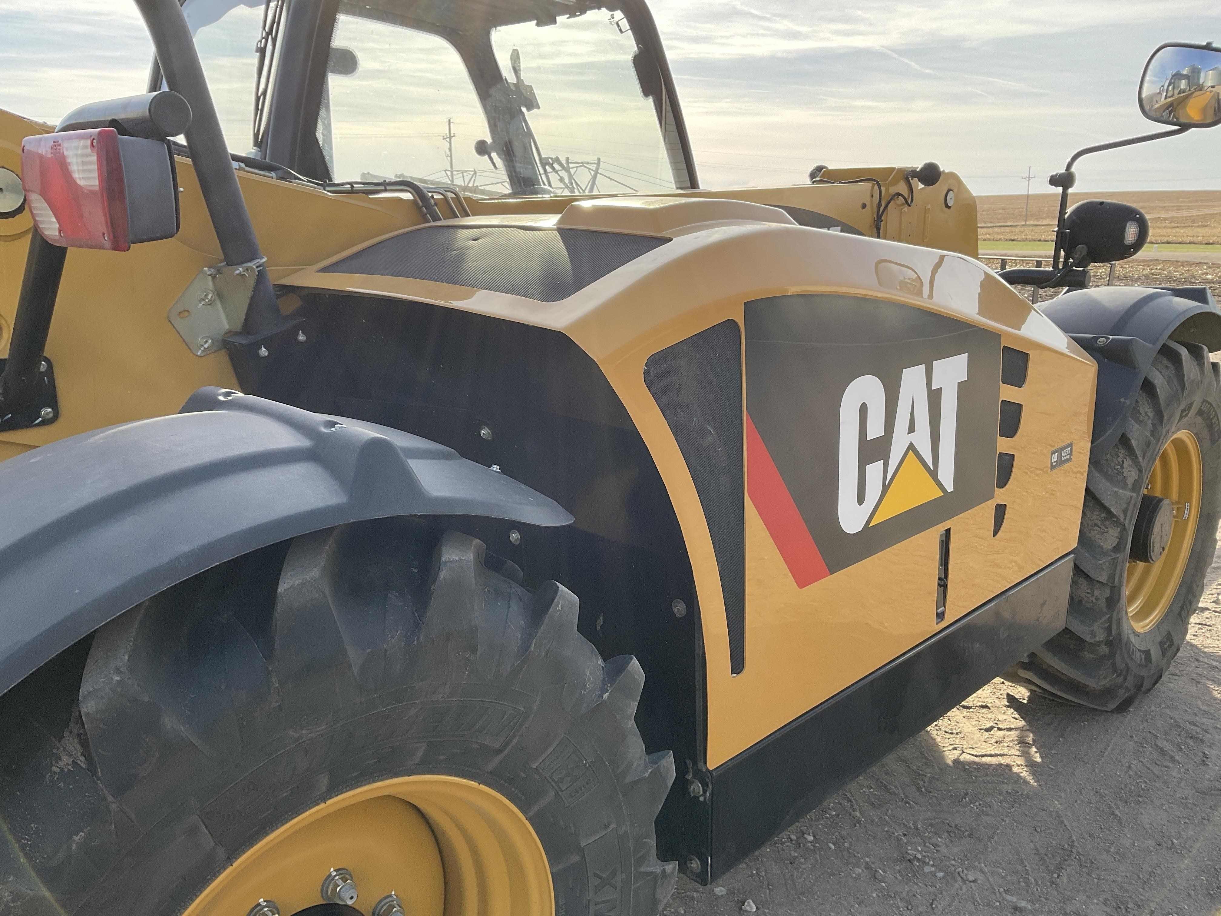 gallery 2012 Caterpillar TH406 4x4x4 Telehandler