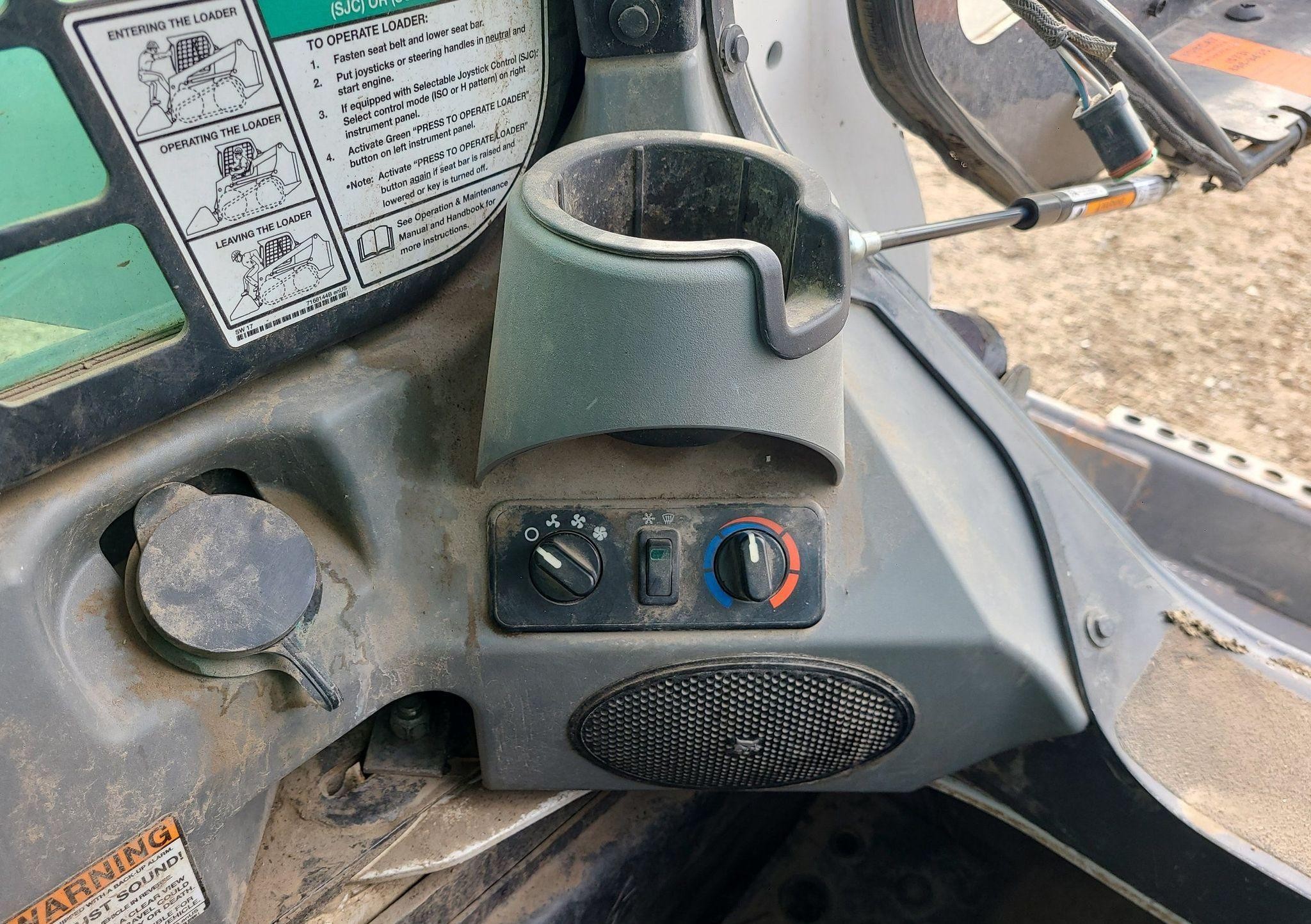 gallery 2019 Bobcat T770 tracked skid steer loader