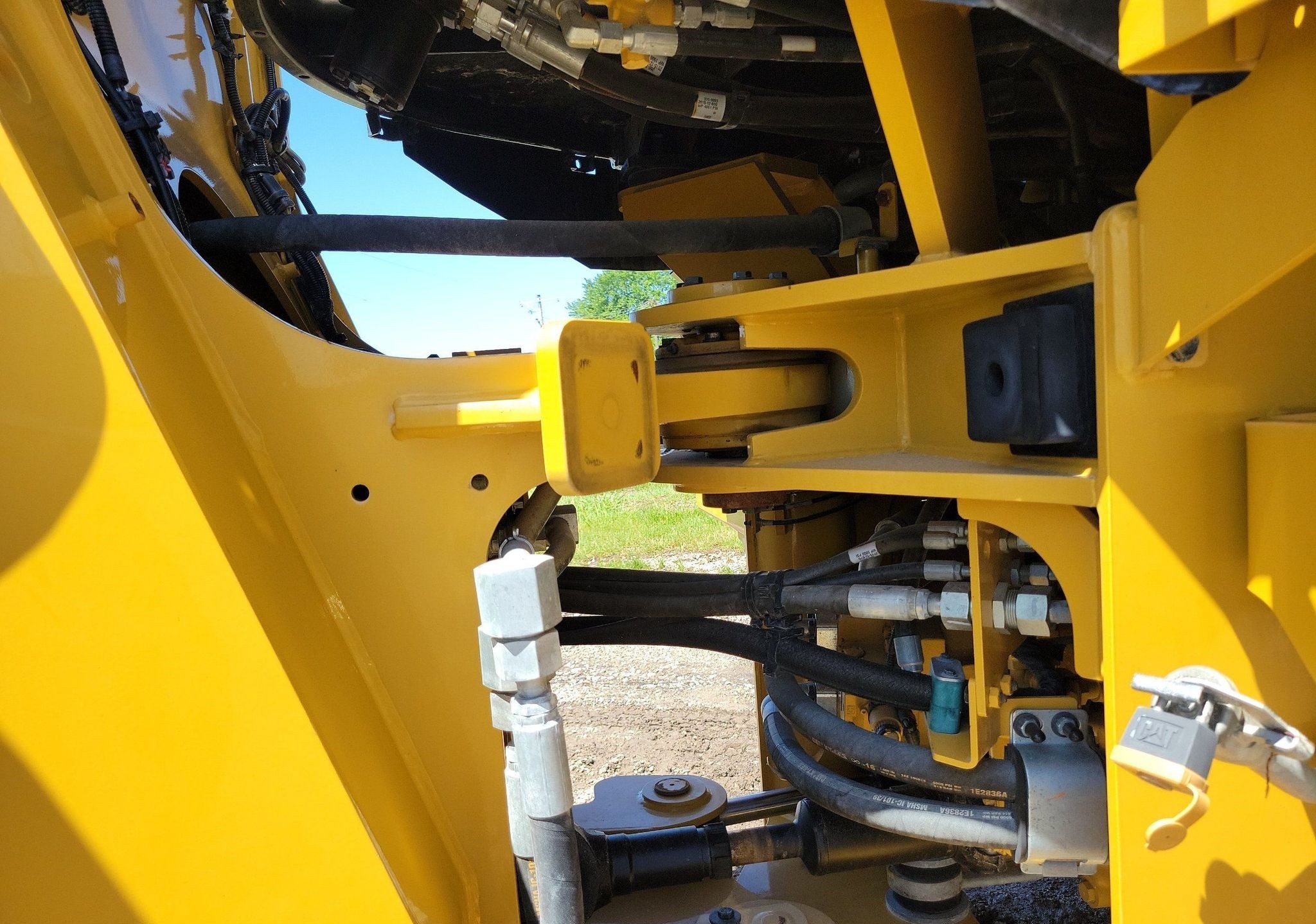 gallery 2016 Caterpillar 926M wheel loader