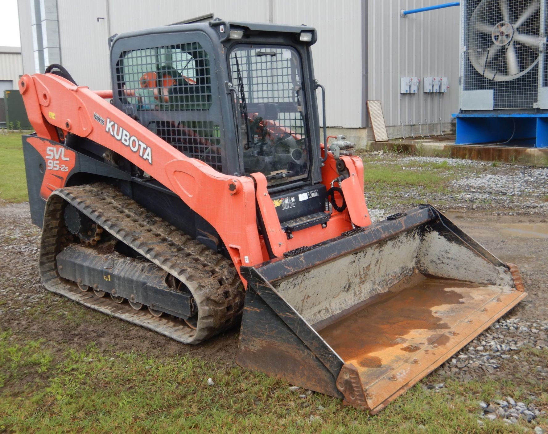 gallery 2017 Kubota SVL 95-2S skid steer loader