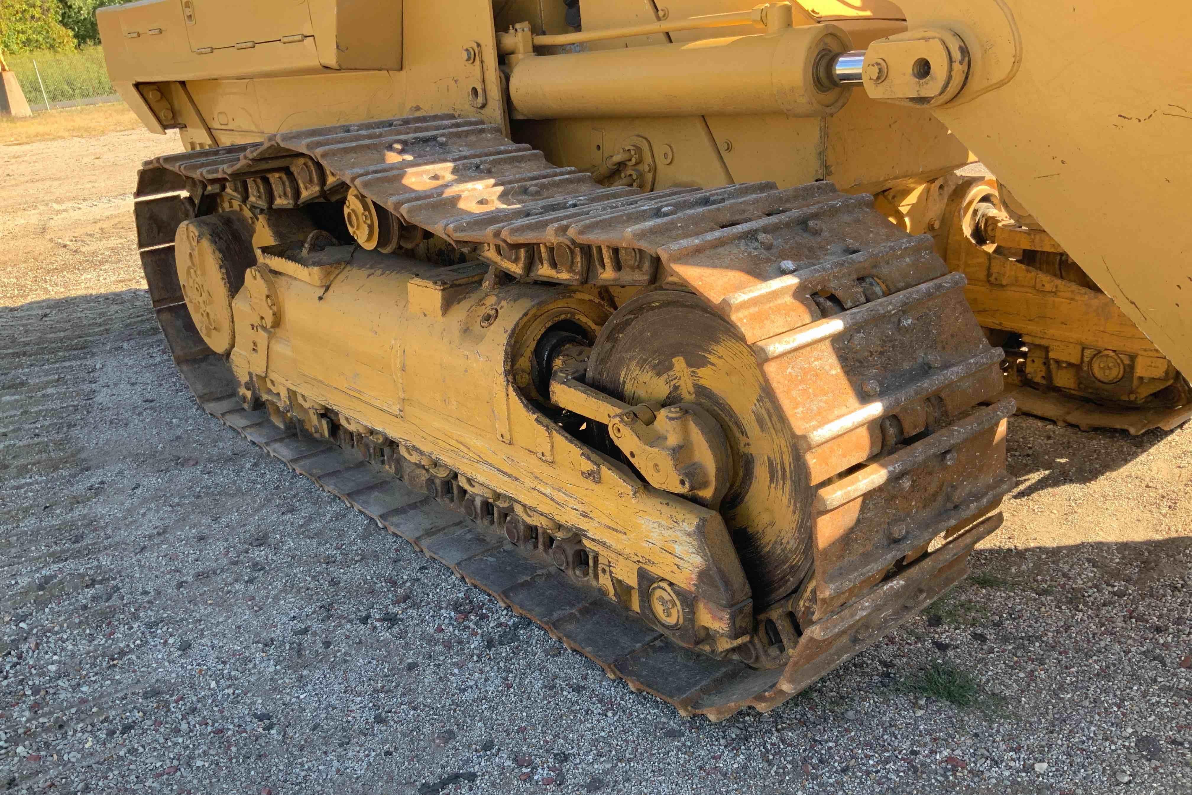 gallery 2002 Caterpillar 963C Track Loader