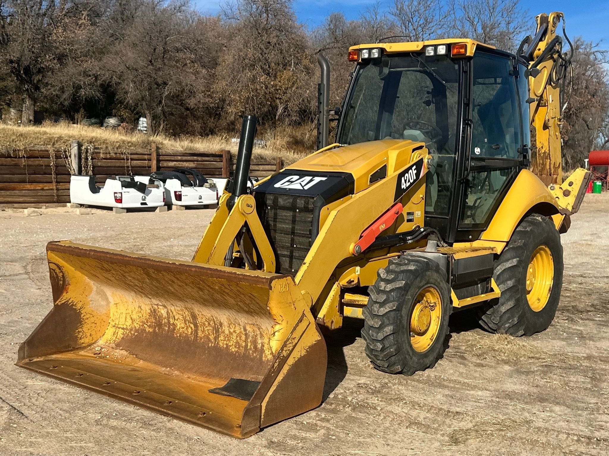 gallery 2015 Caterpillar 420F backhoe