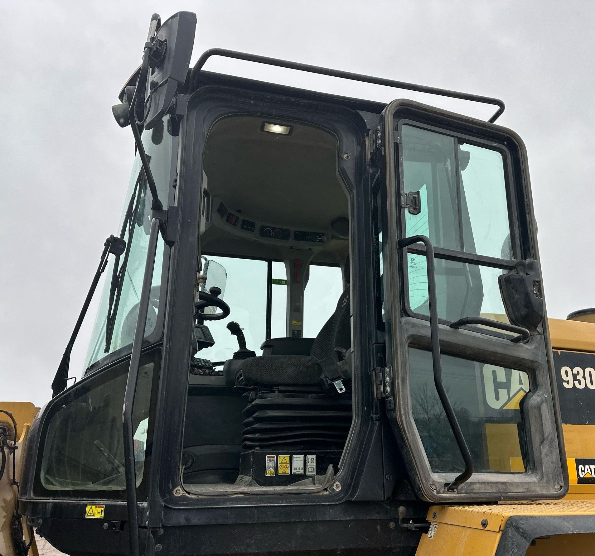 gallery 2015 Caterpillar 930M wheel loader