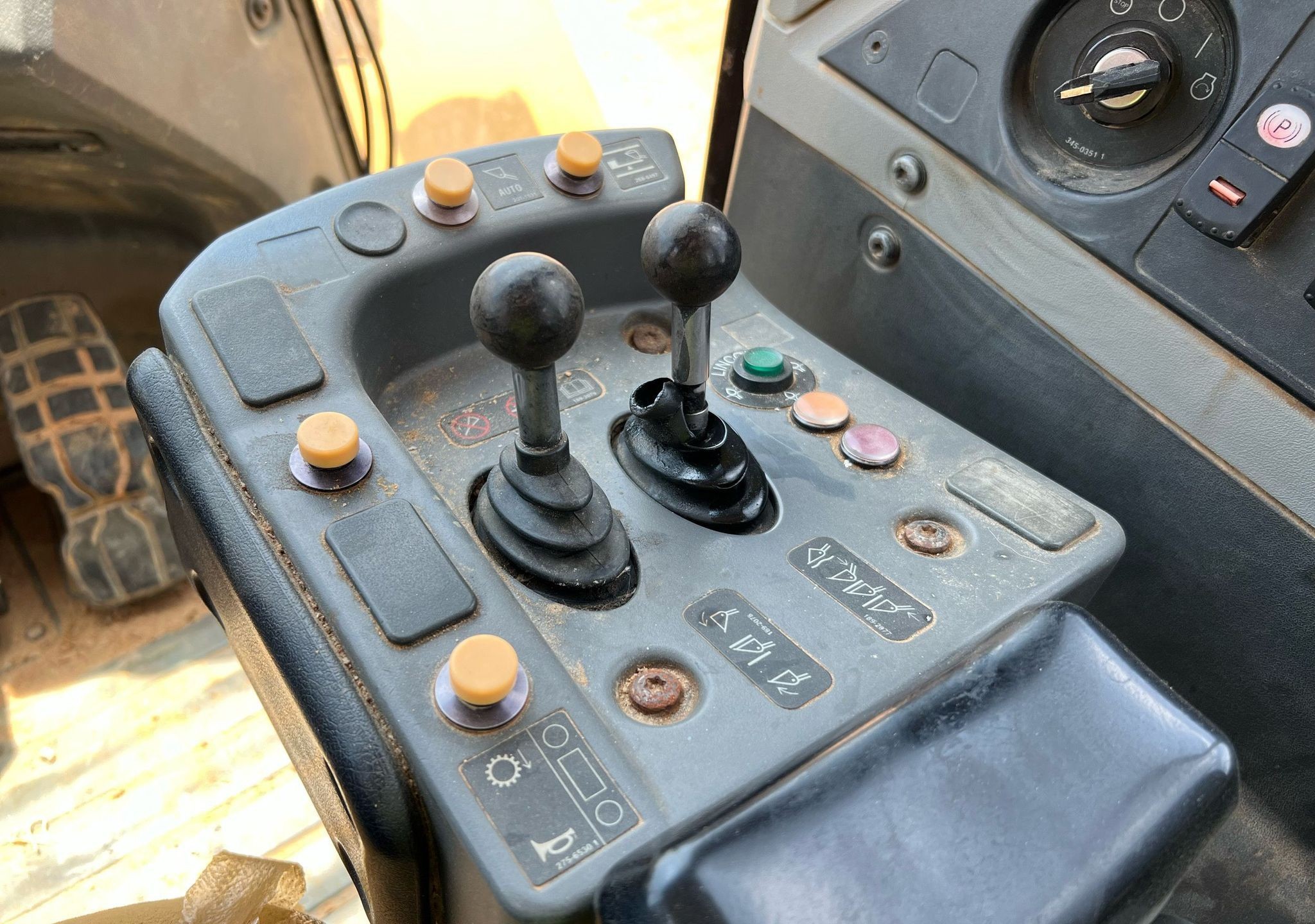 gallery 2013 Caterpillar 966K wheel loader