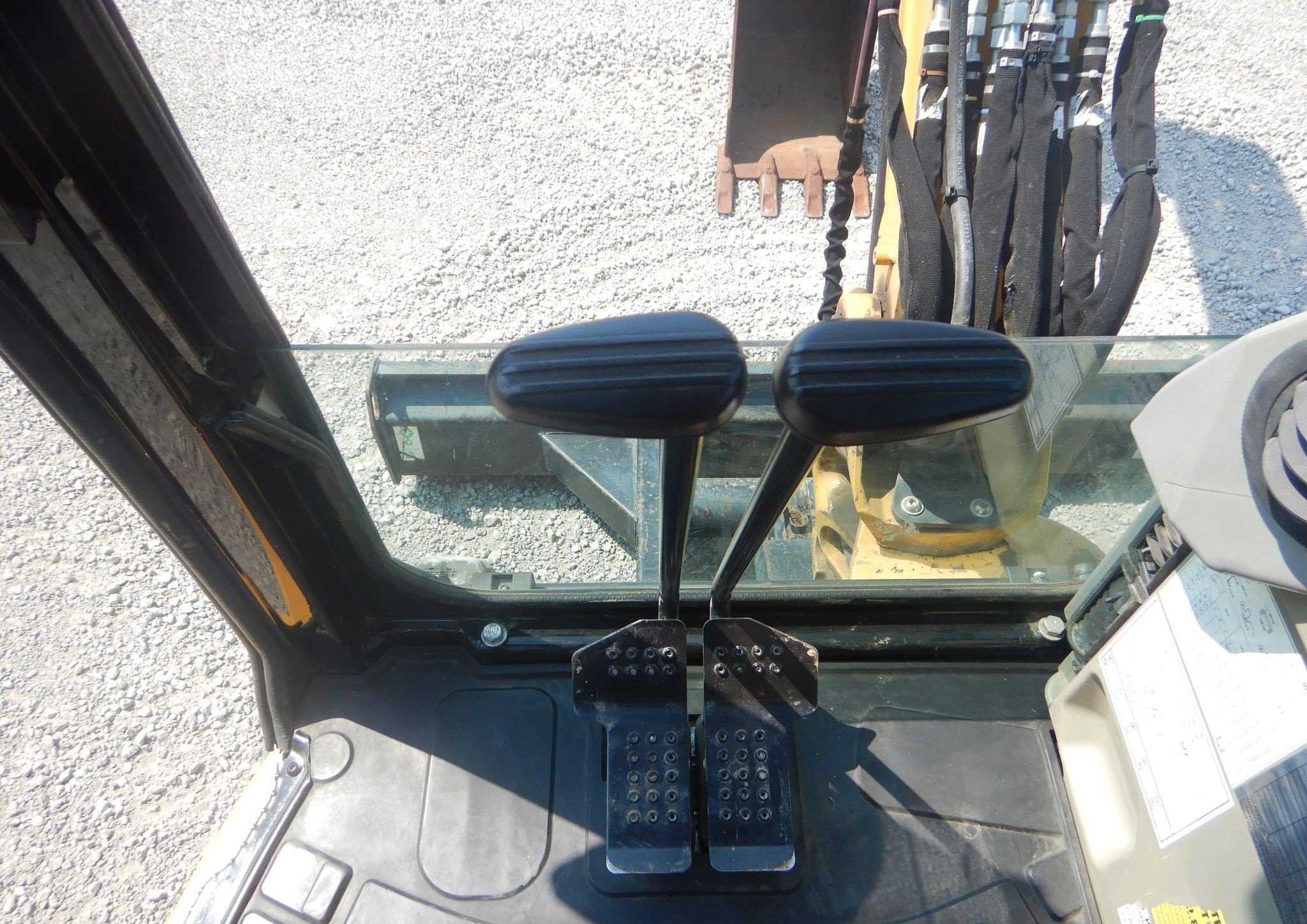 gallery 2014 Caterpillar 303.5E mini excavator