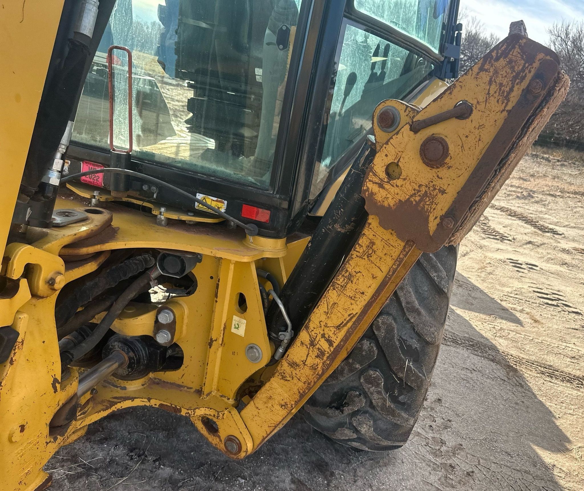 gallery 2015 Caterpillar 420F backhoe