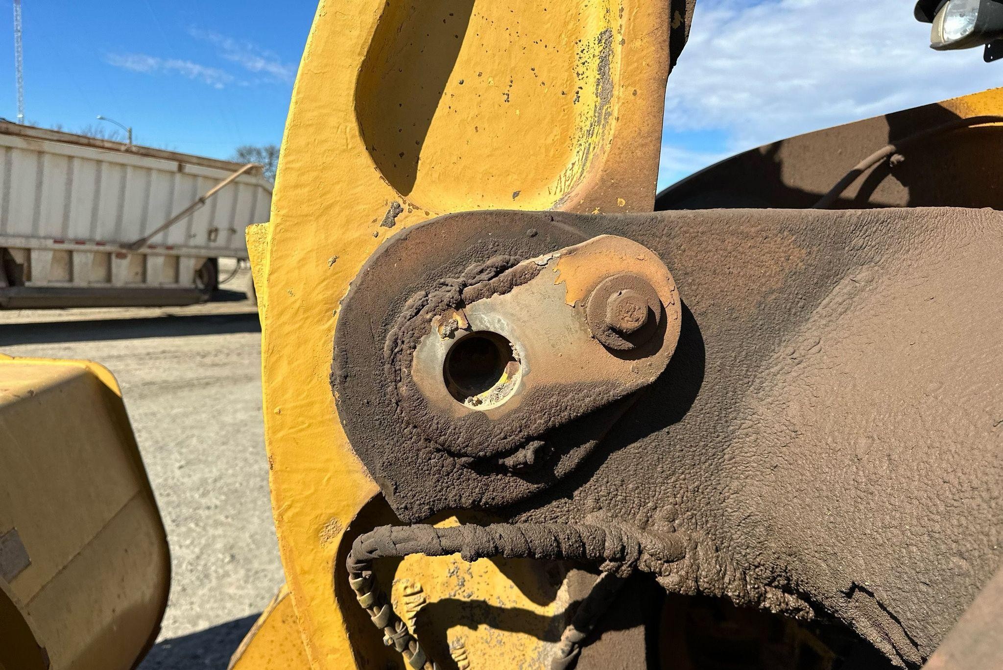 gallery 2010 Caterpillar 972H wheel loader