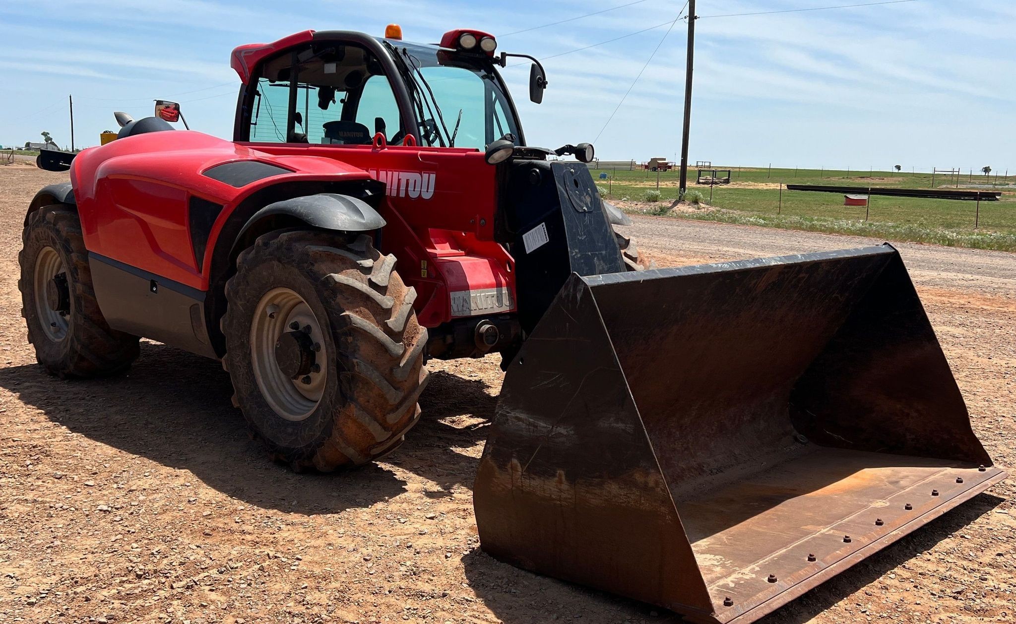 gallery 2017 Manitou MLT840 telehandler
