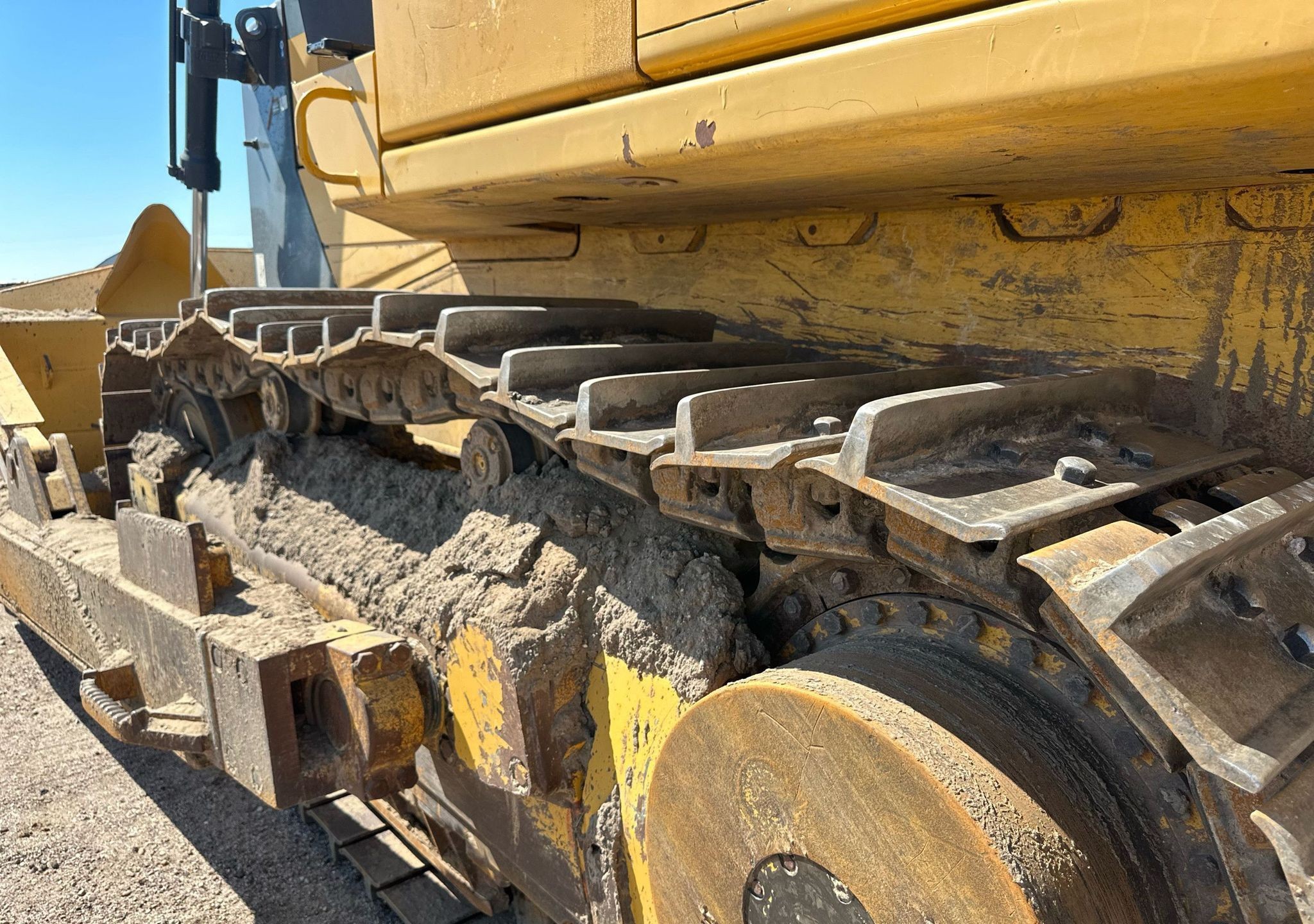 gallery 2013 John Deere 1050J Dozer