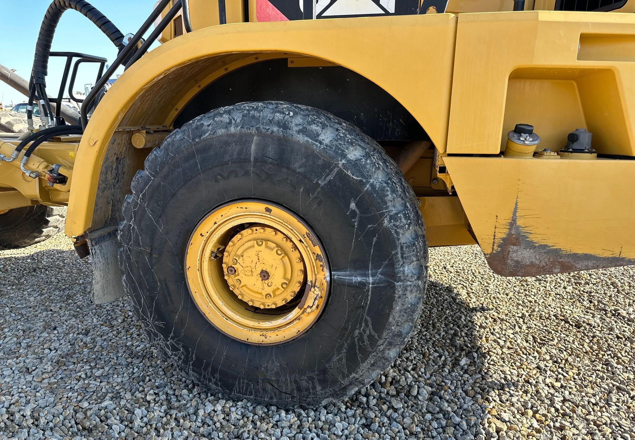 gallery 2013 Caterpillar 735B haul truck