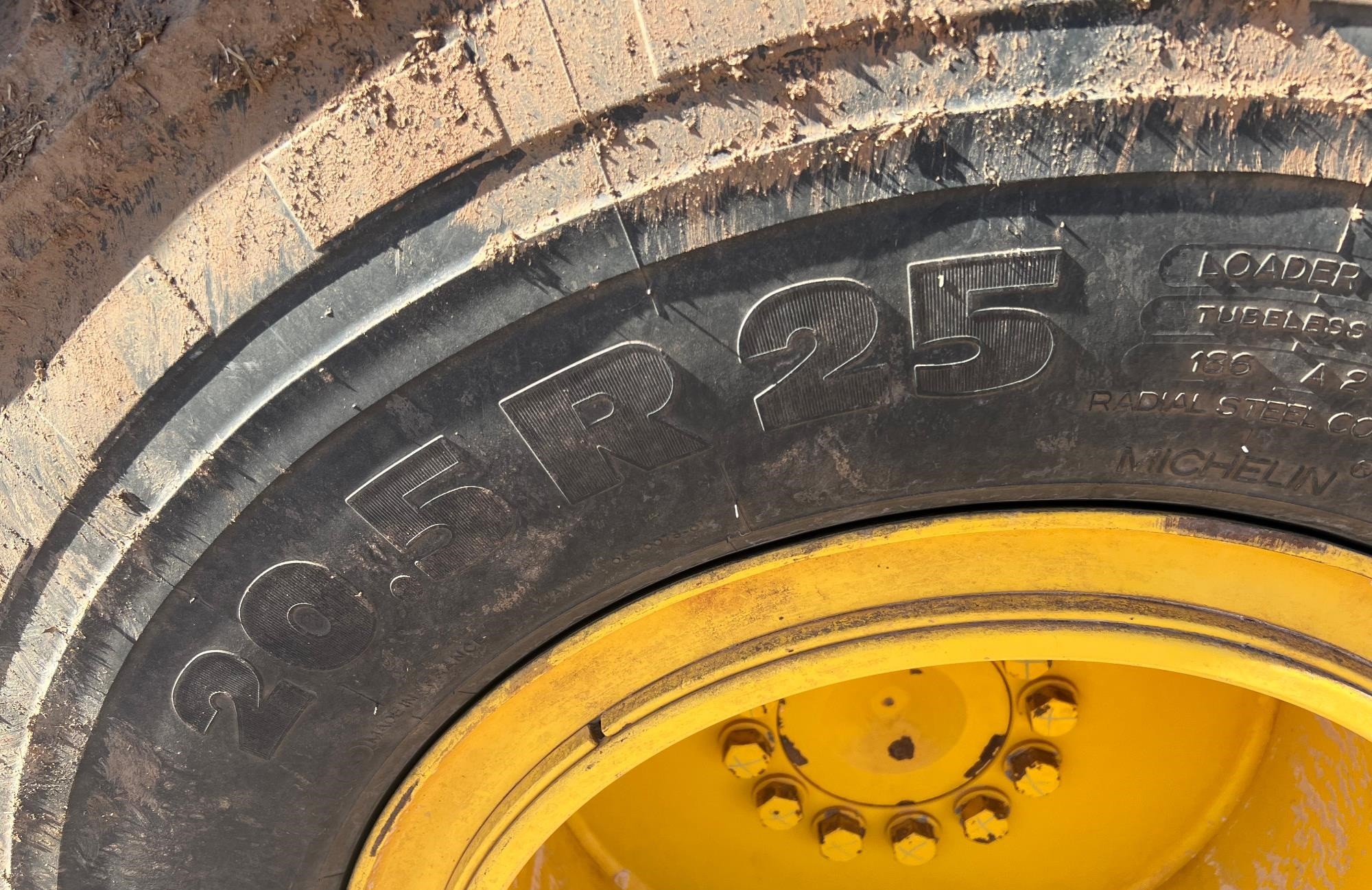 gallery 2016 Komatsu WA270-8 Wheel Loader WAttachments