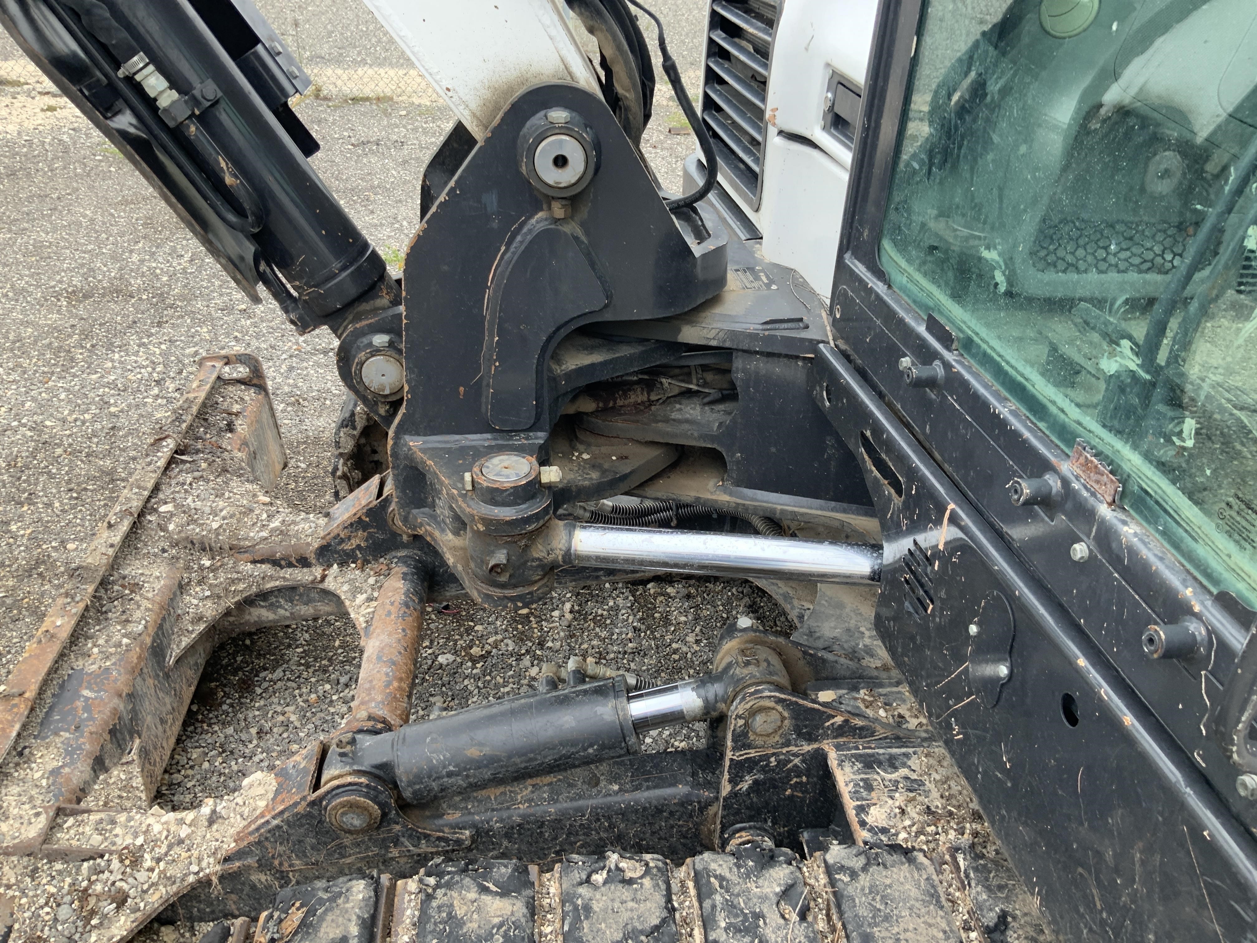 gallery 2014 Bobcat E85 Mini Excavator