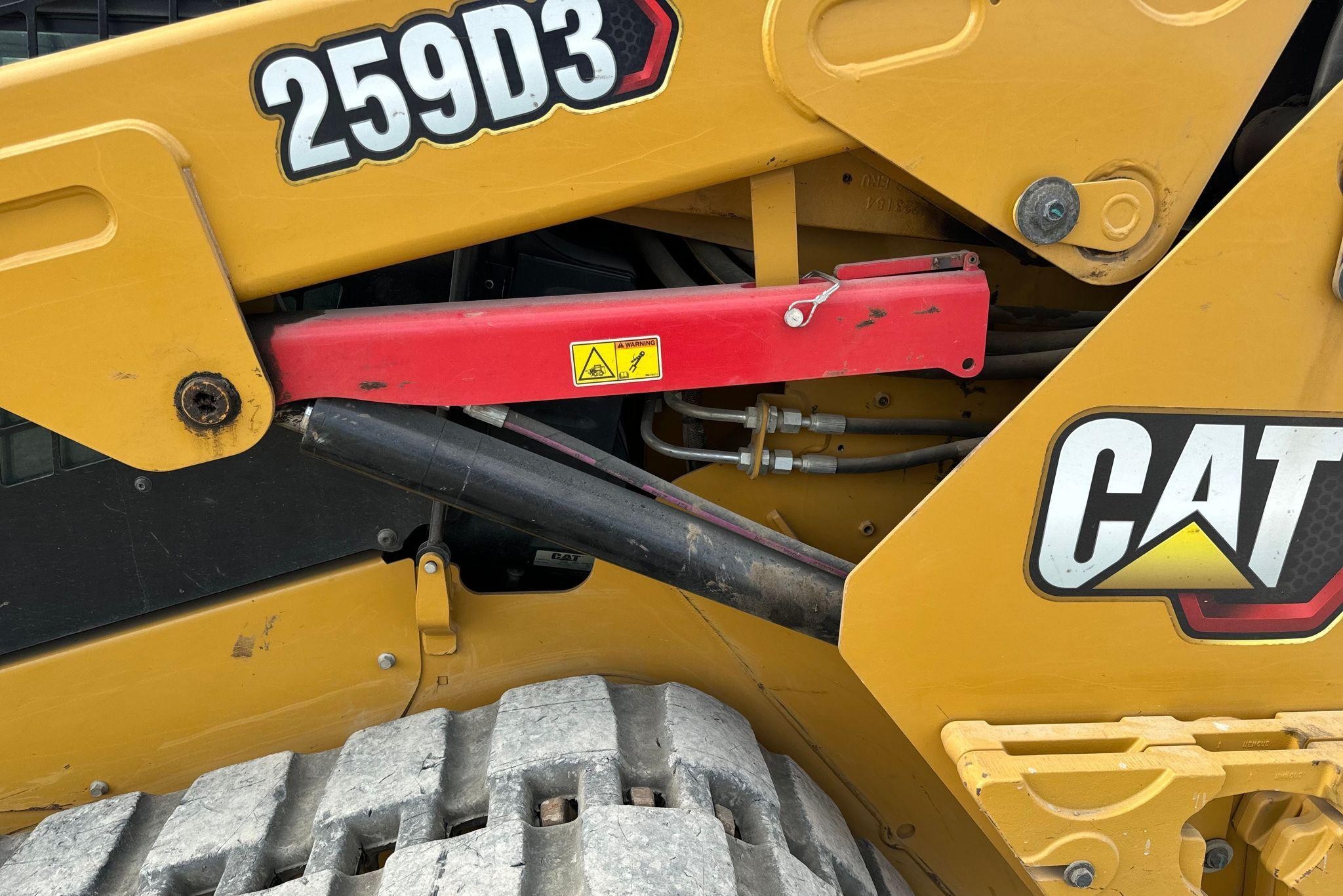 gallery 2019 Caterpillar 259D3 tracked skid steer loader