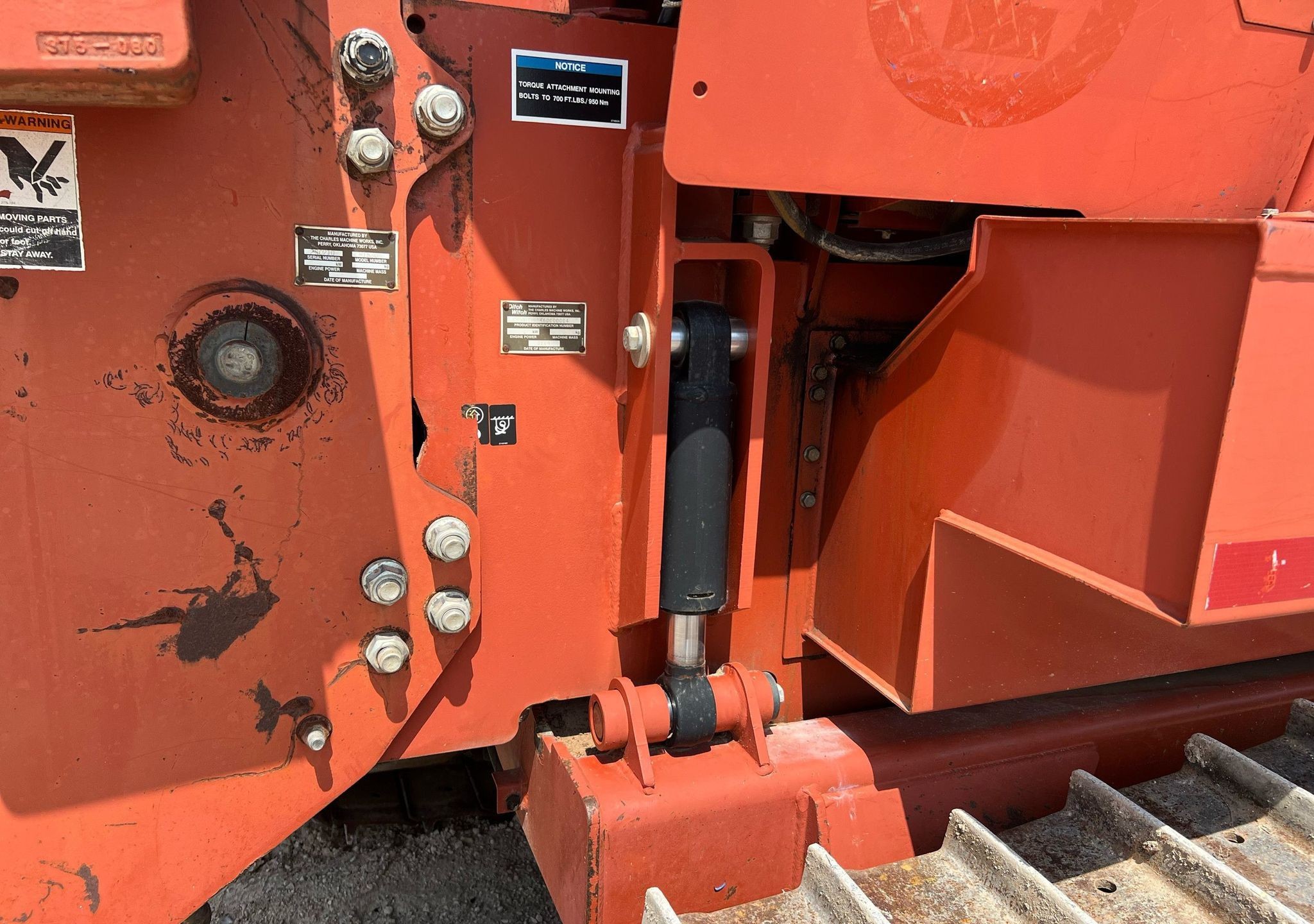 gallery 2006 Ditch Witch HT185 cable plow