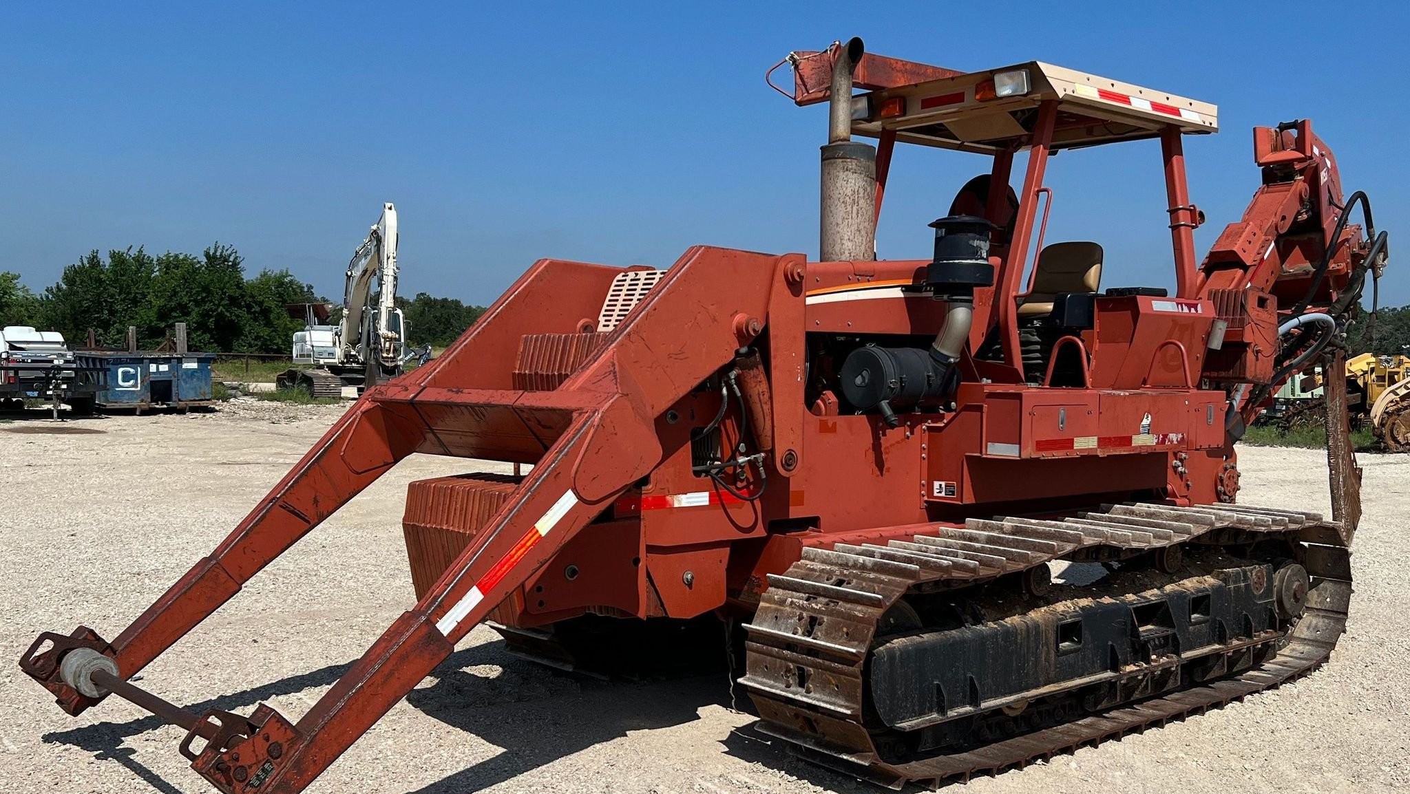gallery 2006 Ditch Witch HT185 cable plow