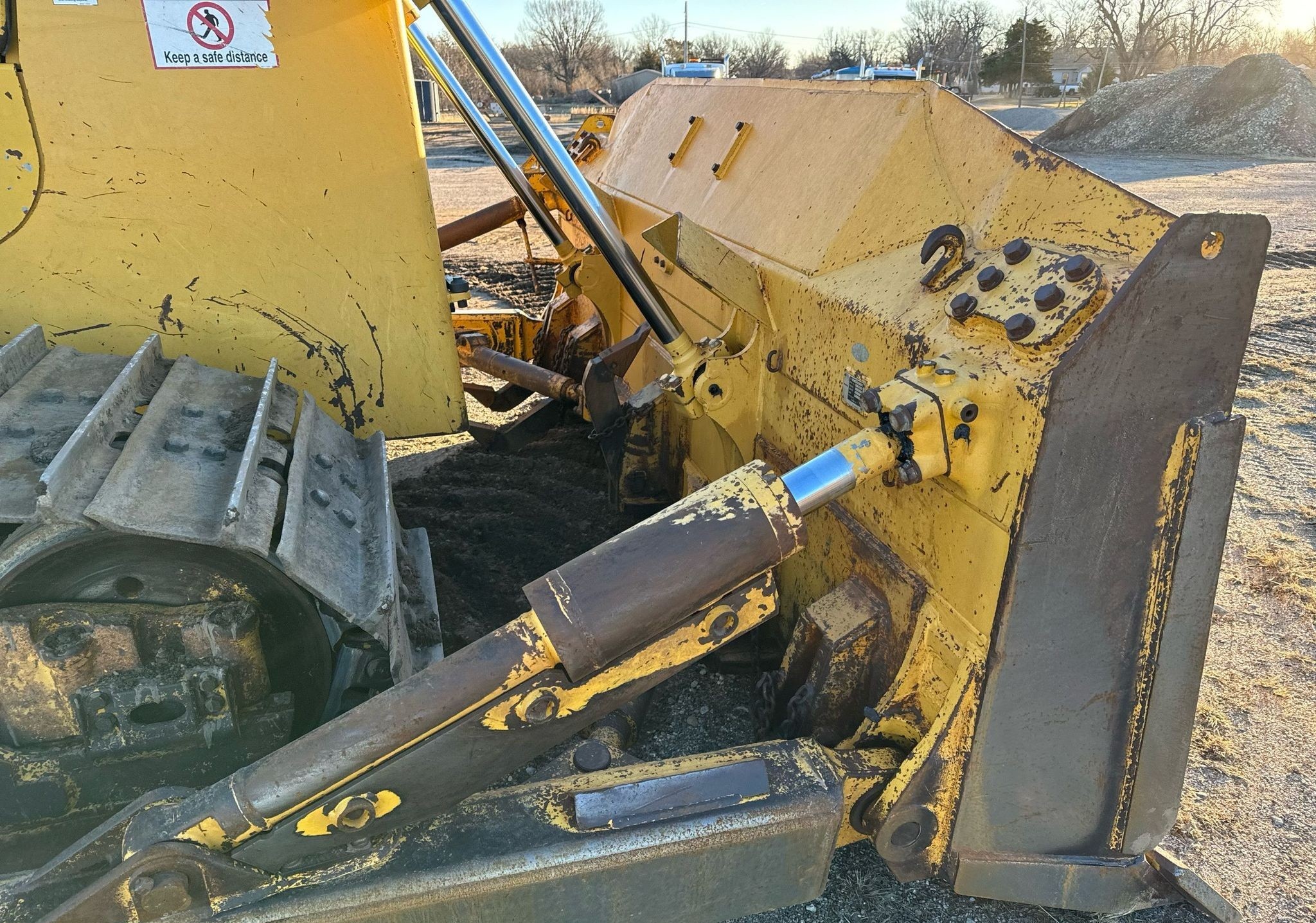 gallery 2013 Komatsu D65WX-17 dozer