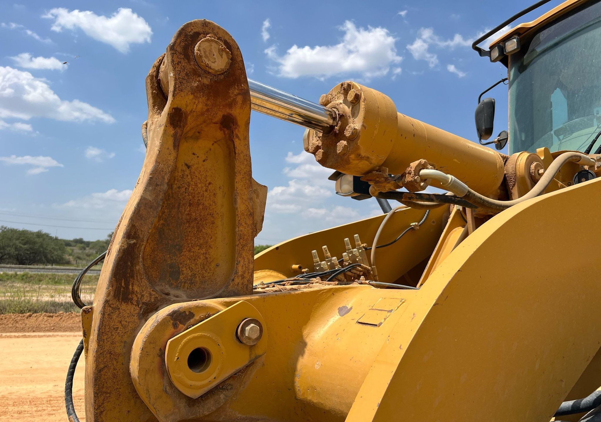 gallery 2013 Caterpillar 966K wheel loader