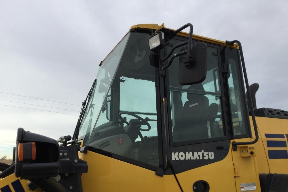 gallery 2018 Komatsu WA270-8 Wheel Loader
