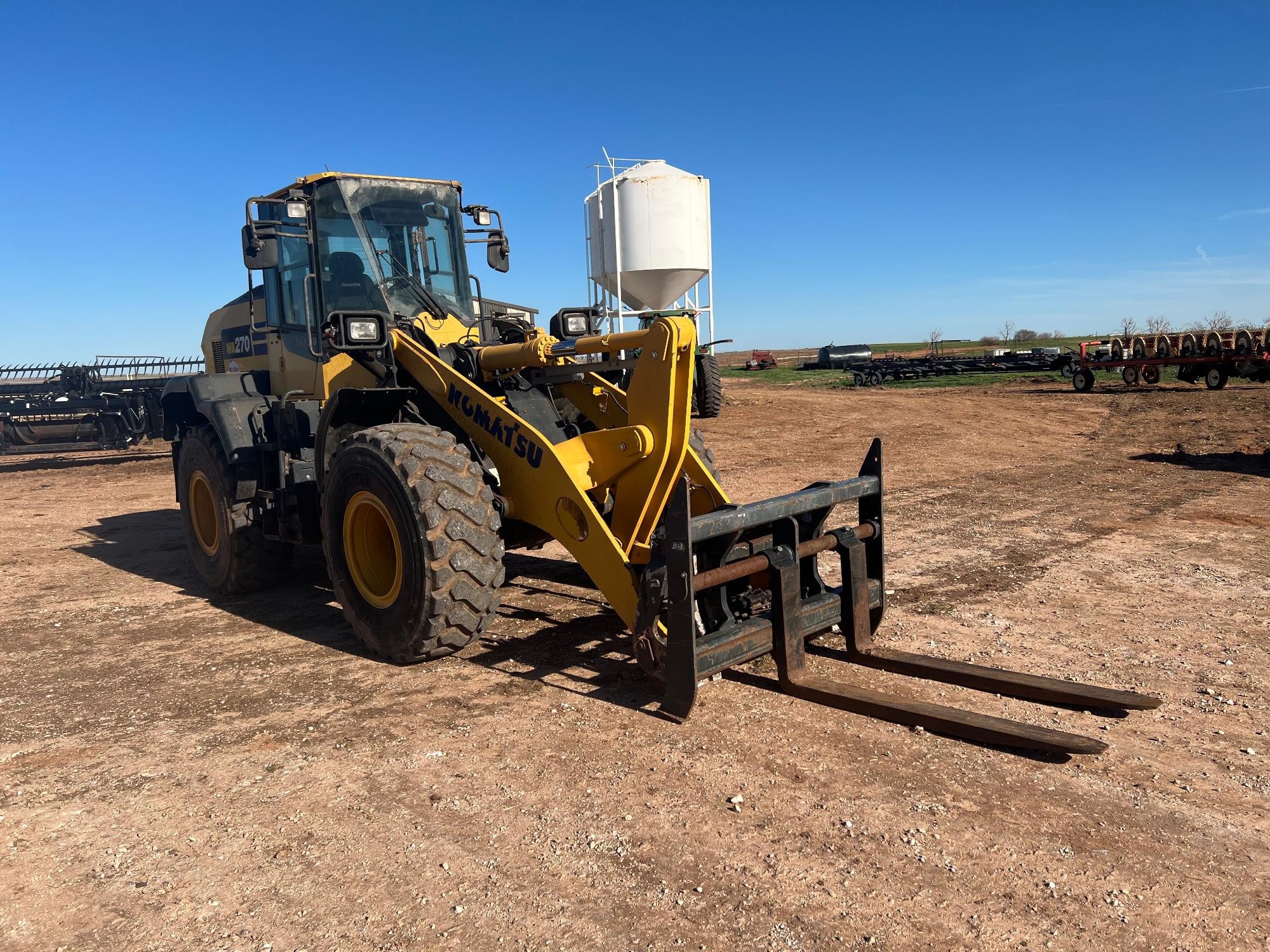 gallery 2016 Komatsu WA270-8 Wheel Loader WAttachments