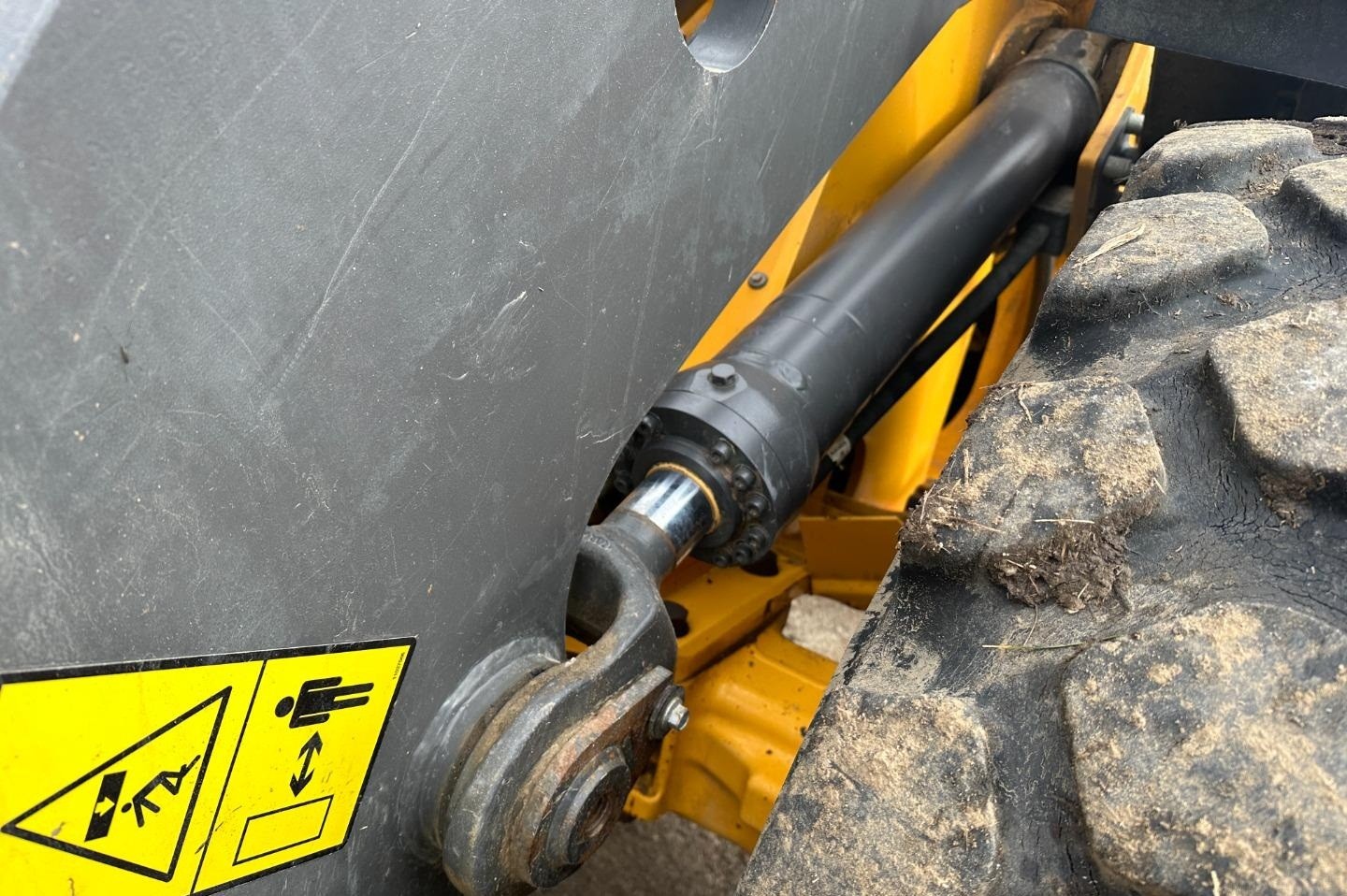 gallery 2018 Volvo L90H Wheel Loader