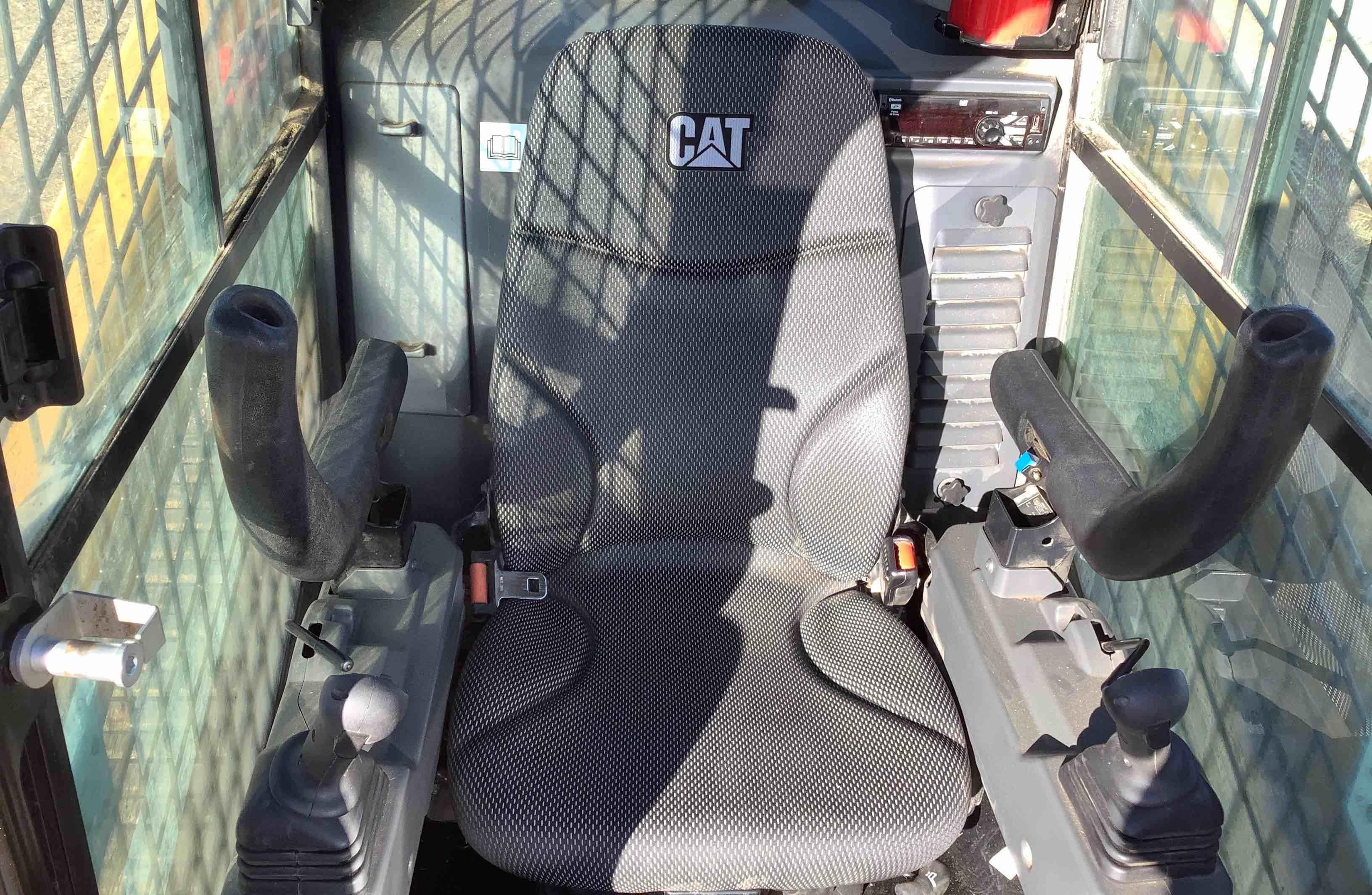 gallery 2020 Caterpillar 299D3 compact track loader