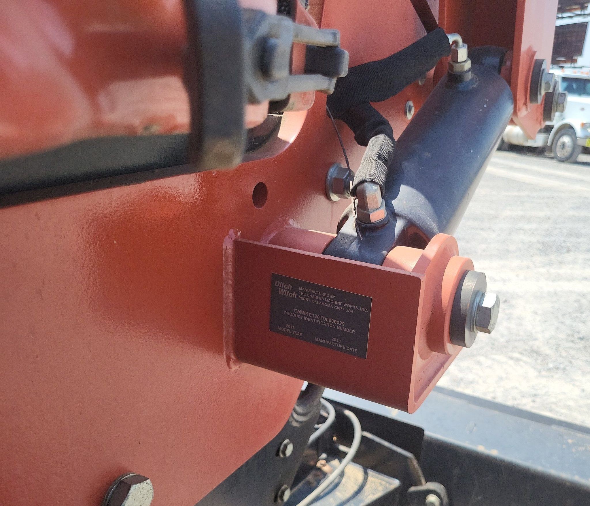 gallery 2012 Ditch Witch RT120 Quad vibratory cable plow