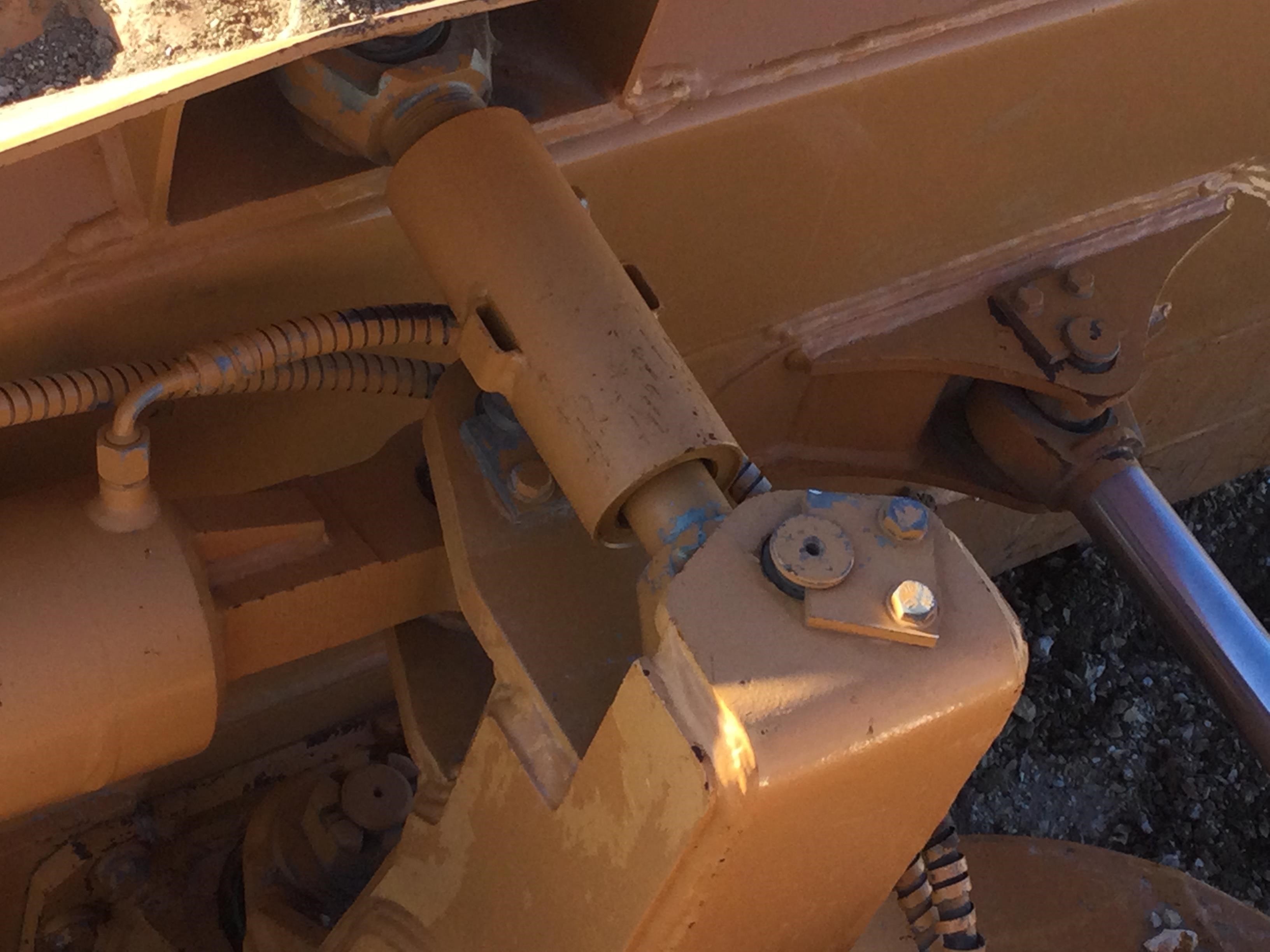 gallery 2008 Case 1650L LGP Dozer