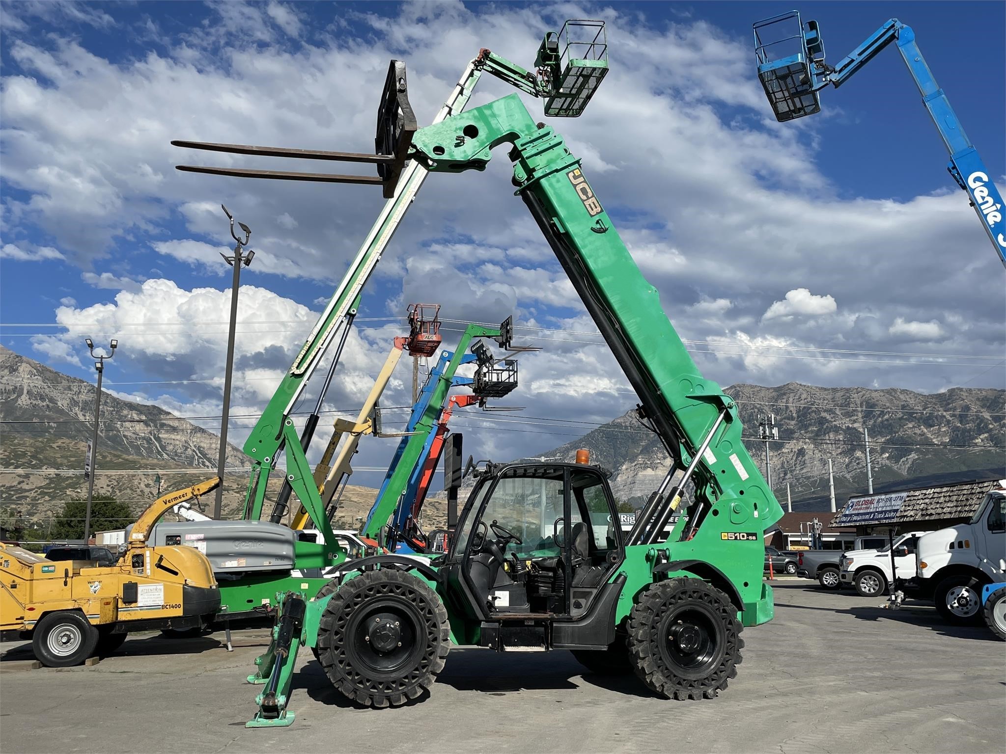 gallery 2015 JCB 510-56 Telehandler