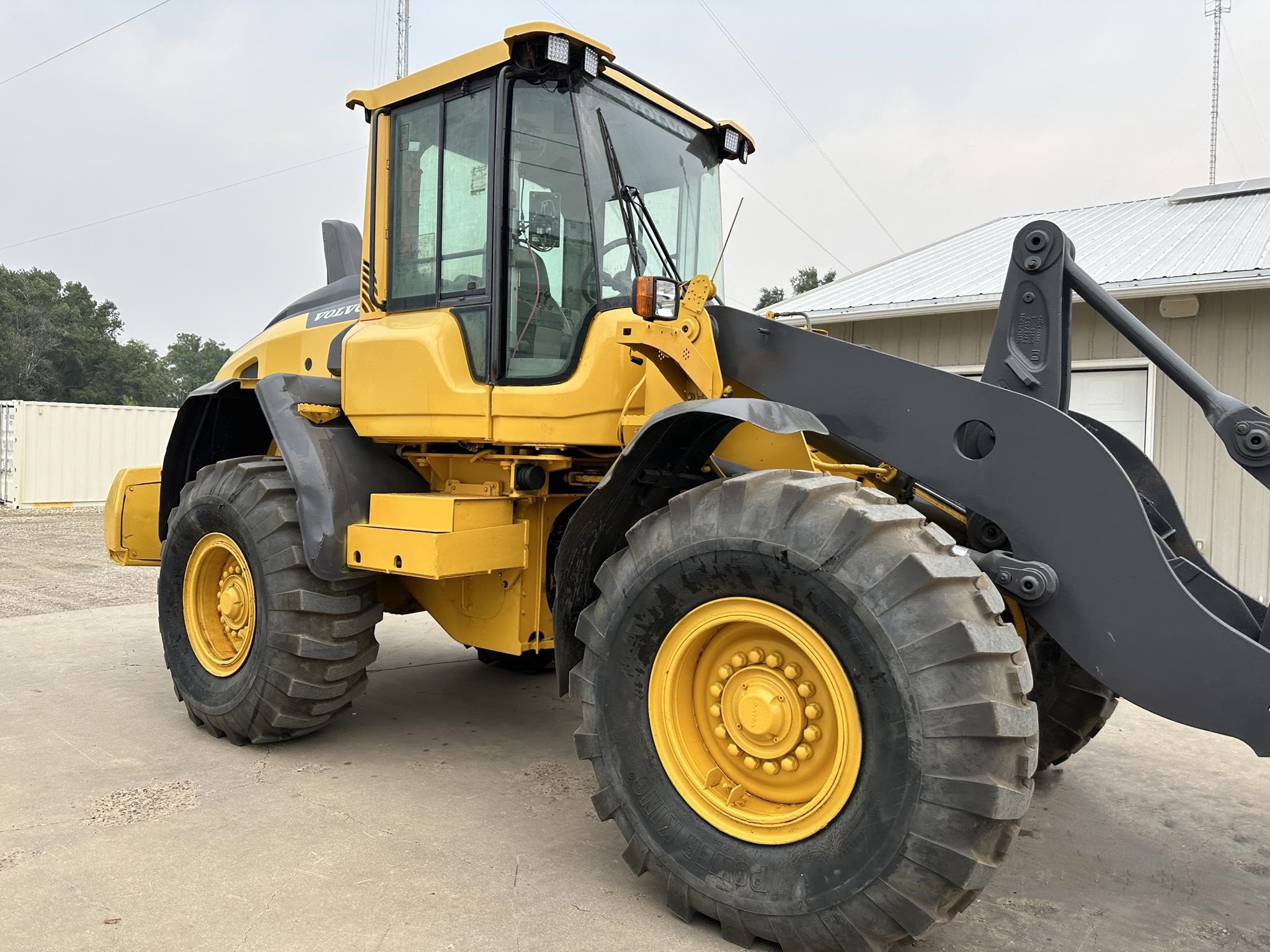 gallery 2017 VOLVO L70H Wheel Loader