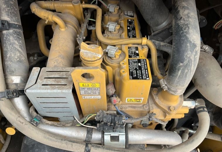 gallery 2015 Caterpillar 277D tracked skid steer loader