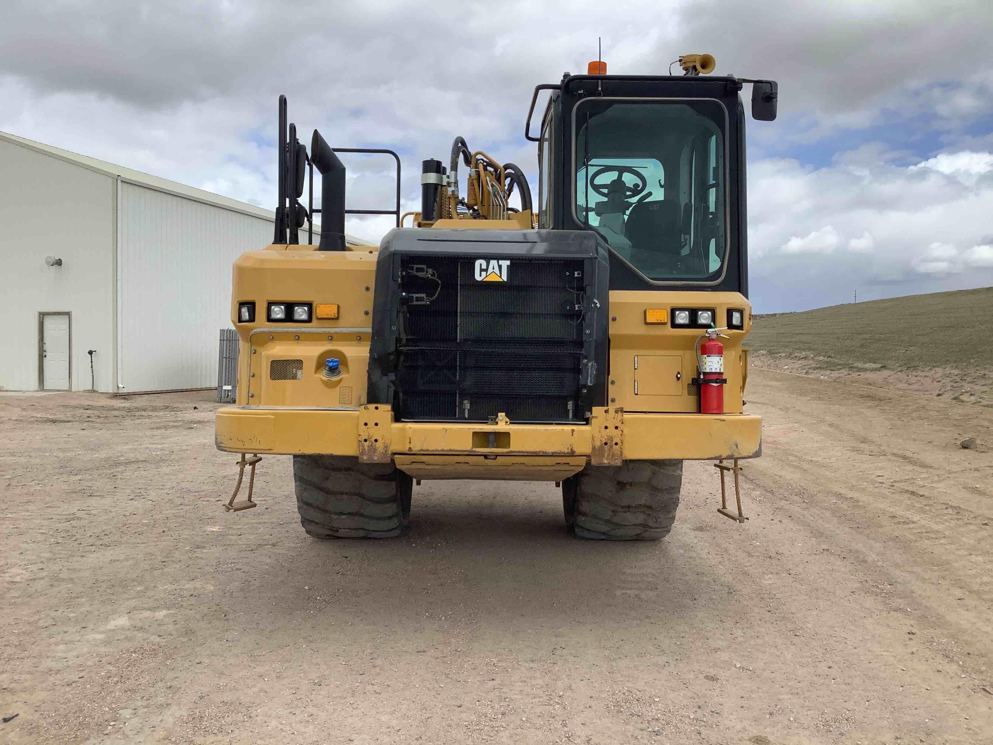 gallery 2017 Caterpillar 623K Self Propelled Elevating Scraper