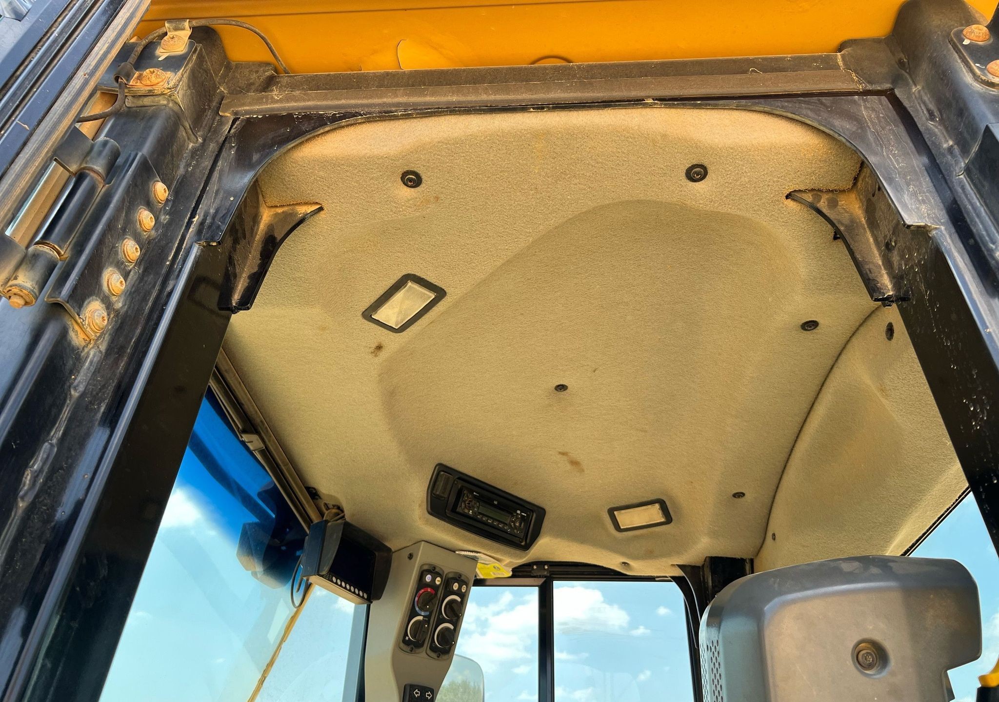gallery 2013 Caterpillar 966K wheel loader