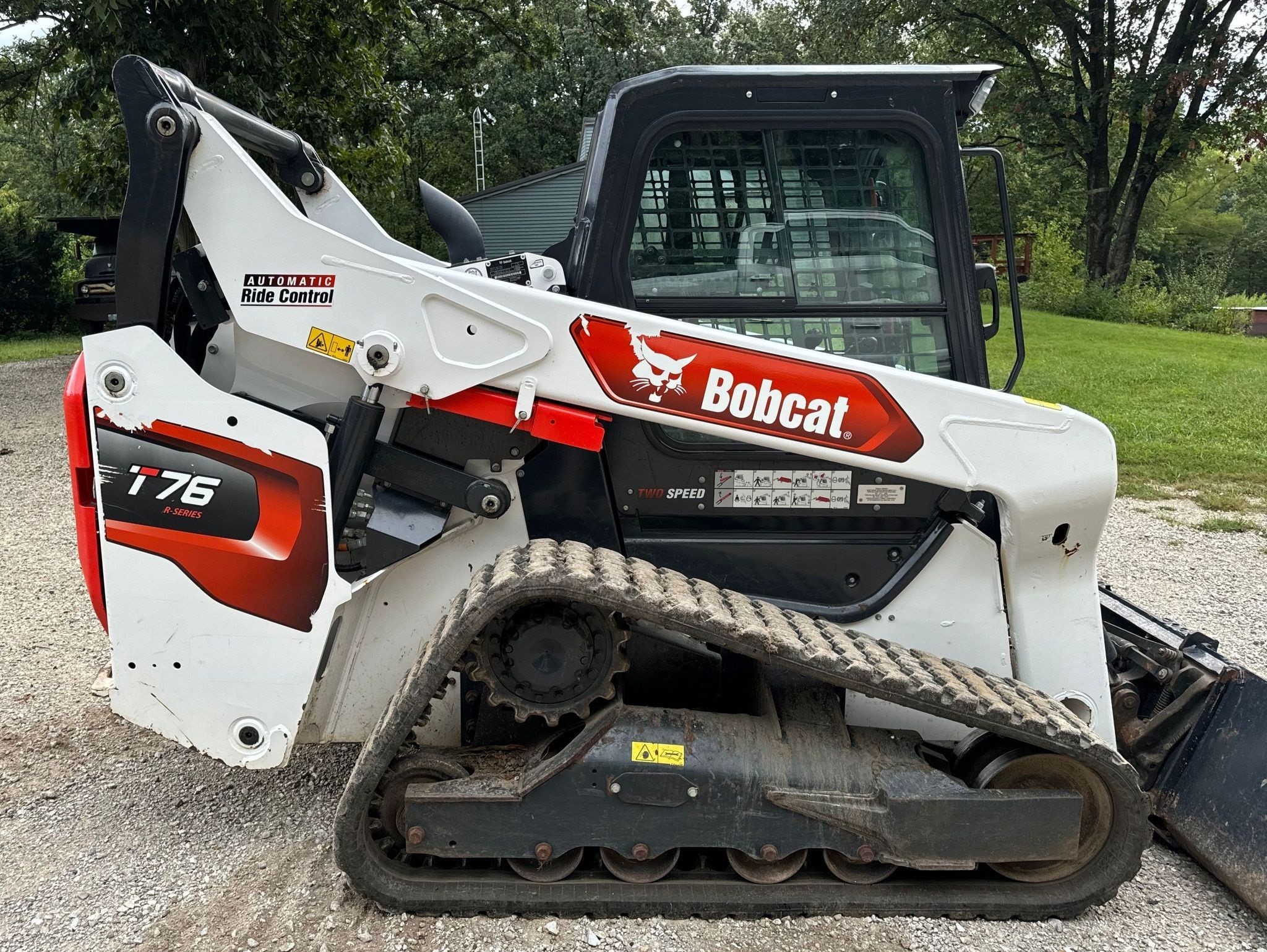 gallery 2022 Bobcat T76 R-Series tracked skid steer loader