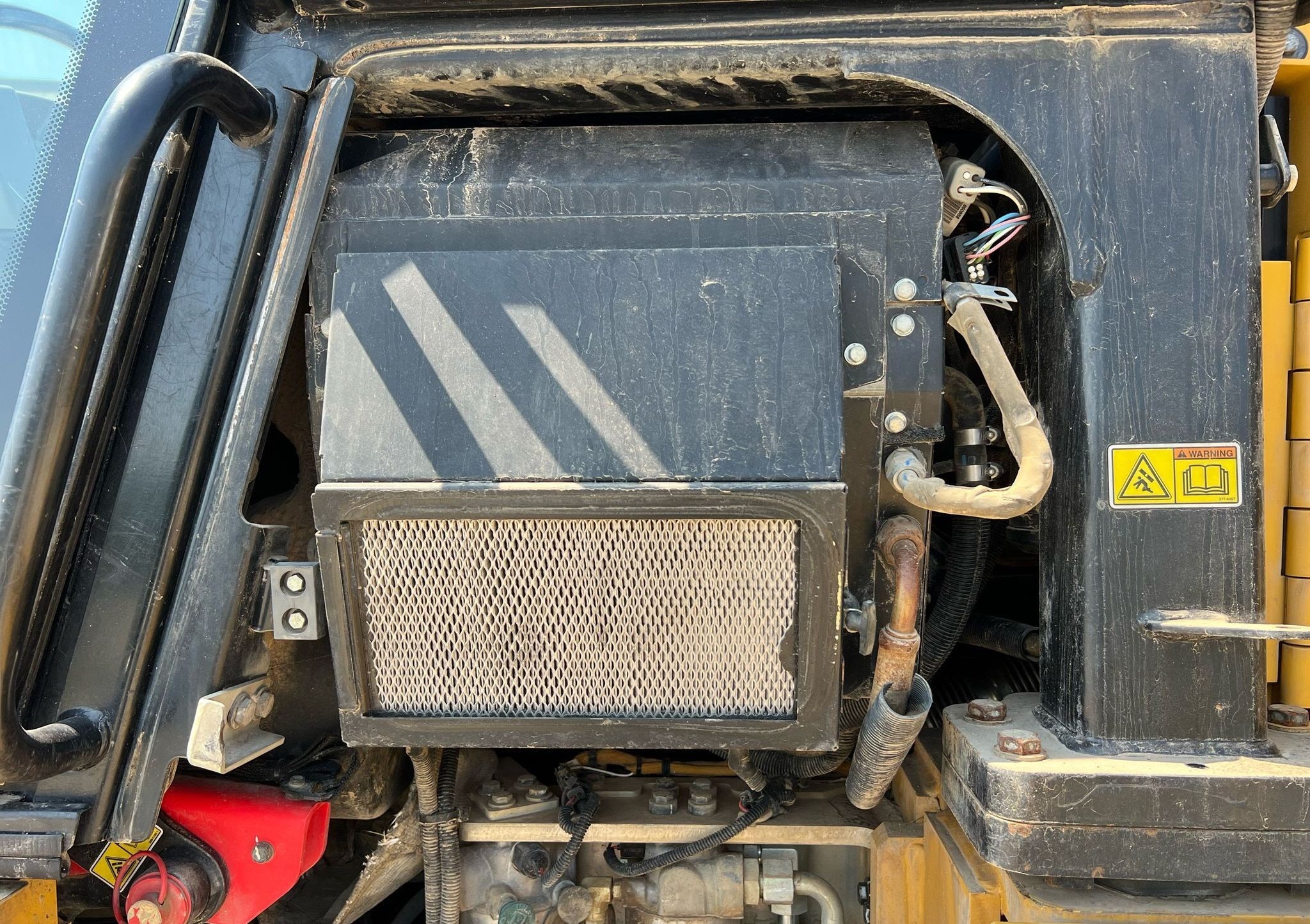 gallery 2016 Caterpillar 963K track loader