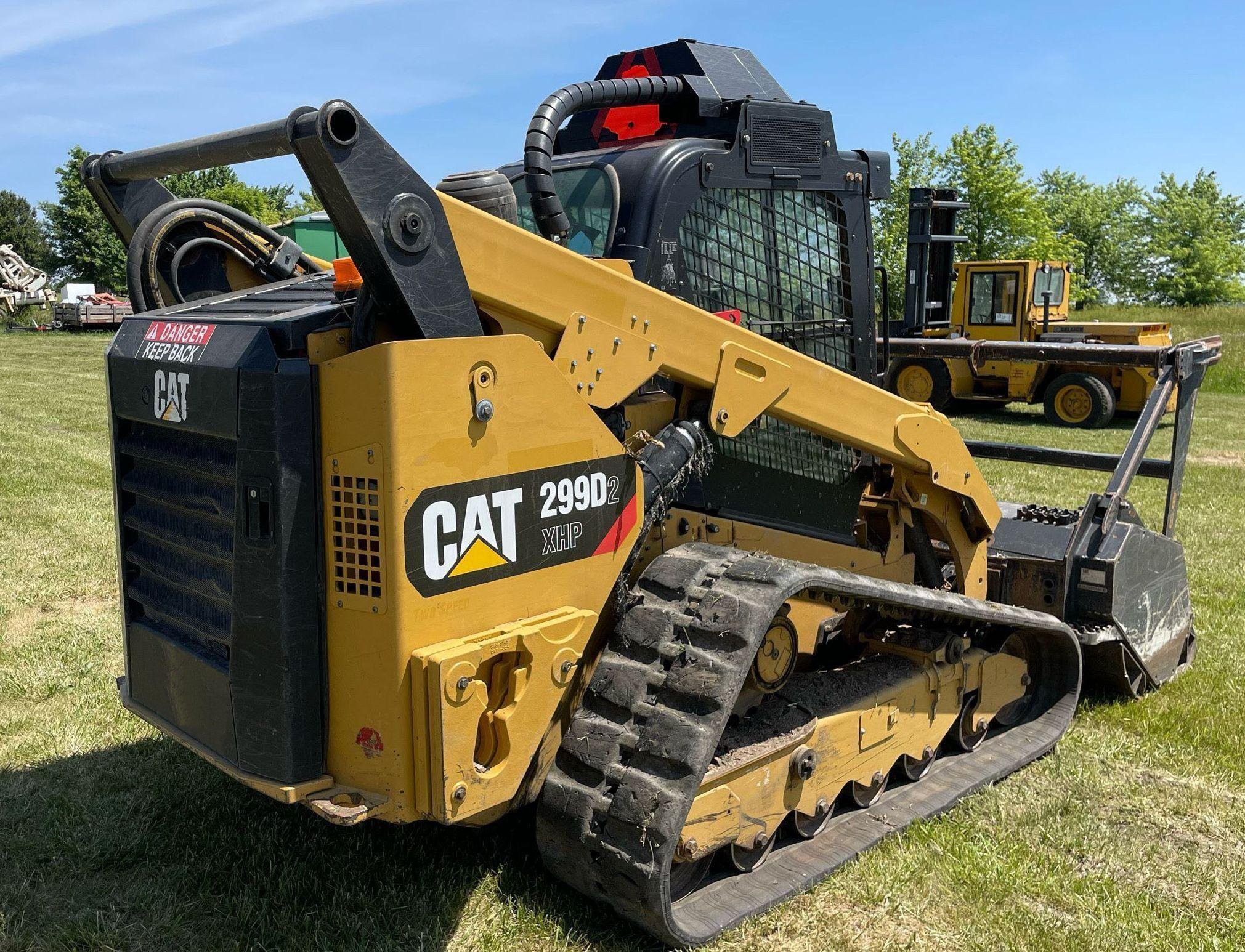 gallery 2017 Caterpillar 299D2XHP Skid Steer