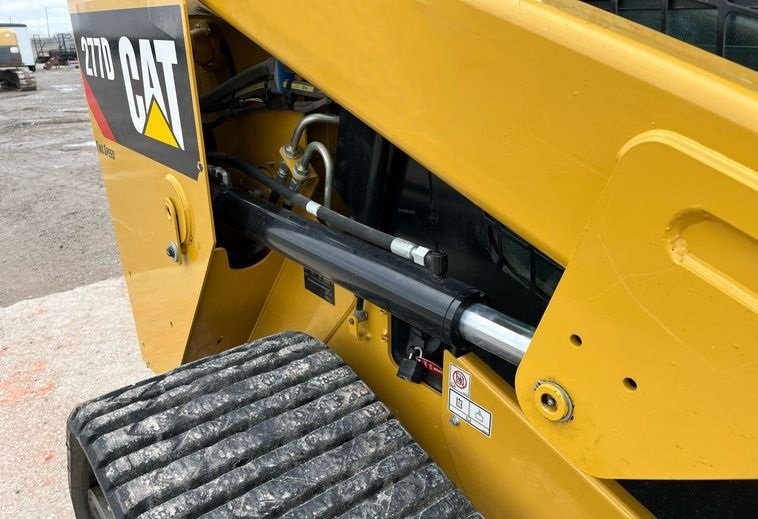 gallery 2015 Caterpillar 277D tracked skid steer loader