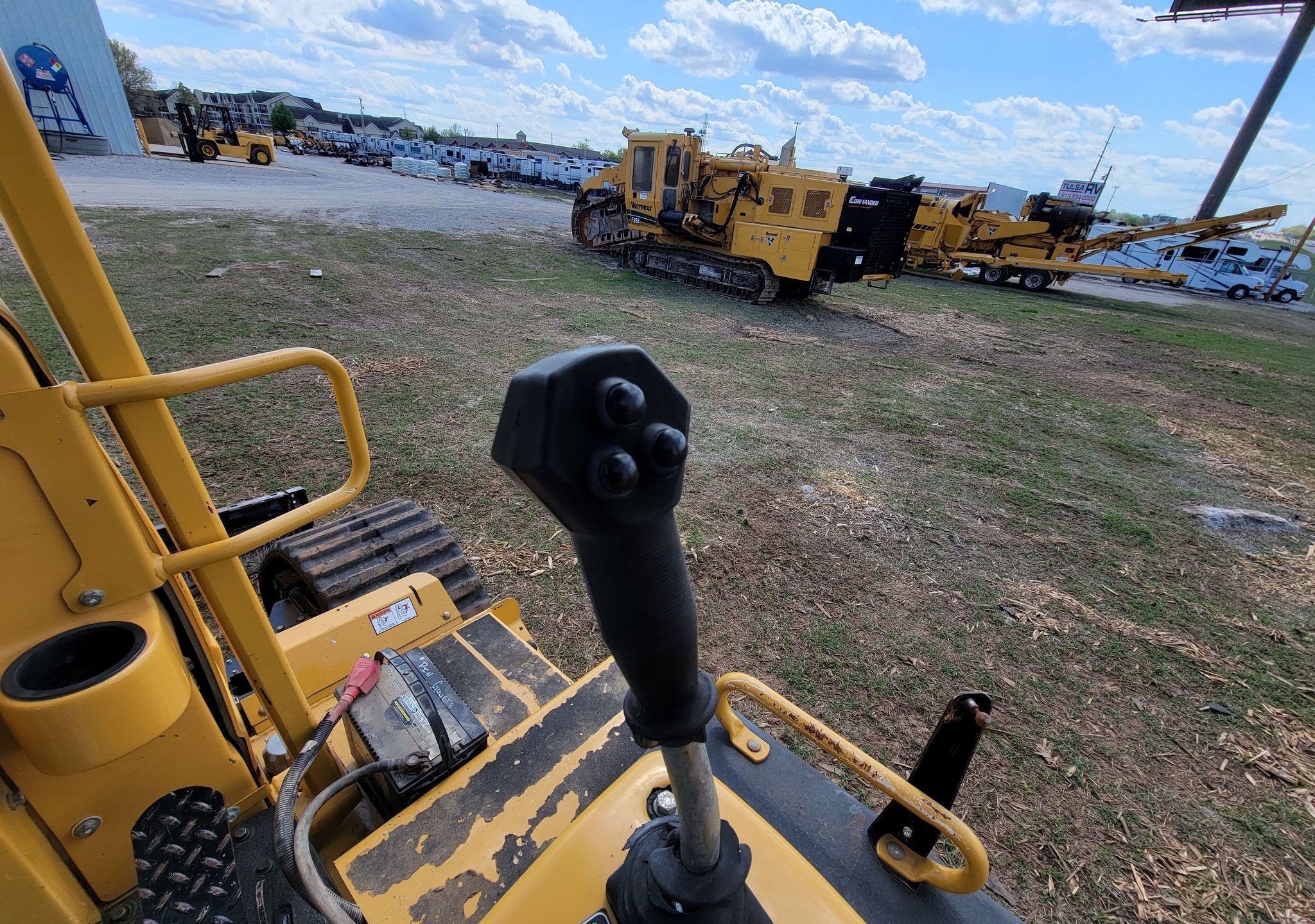gallery 2013 Vermeer RTX1250 rock saw