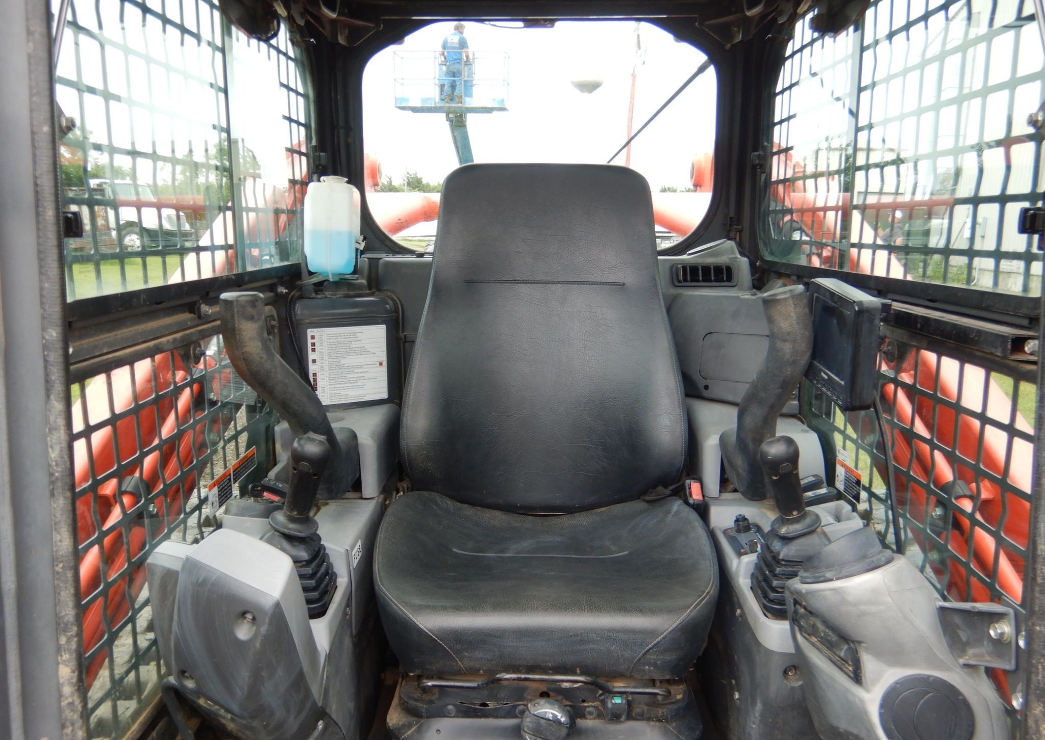 gallery 2017 Kubota SVL 95-2S skid steer loader