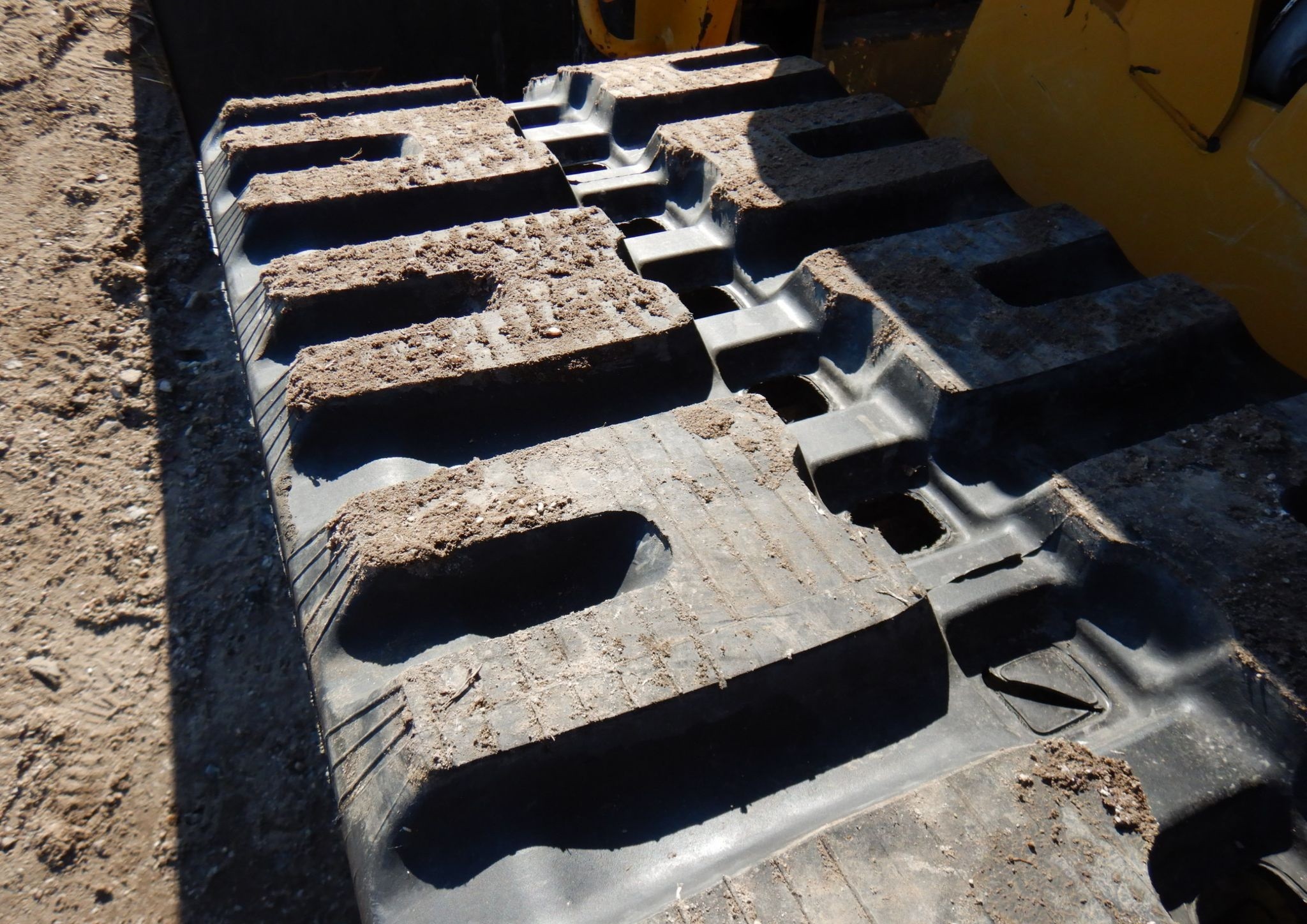 gallery 2015 Caterpillar 289D tracked skid steer loader