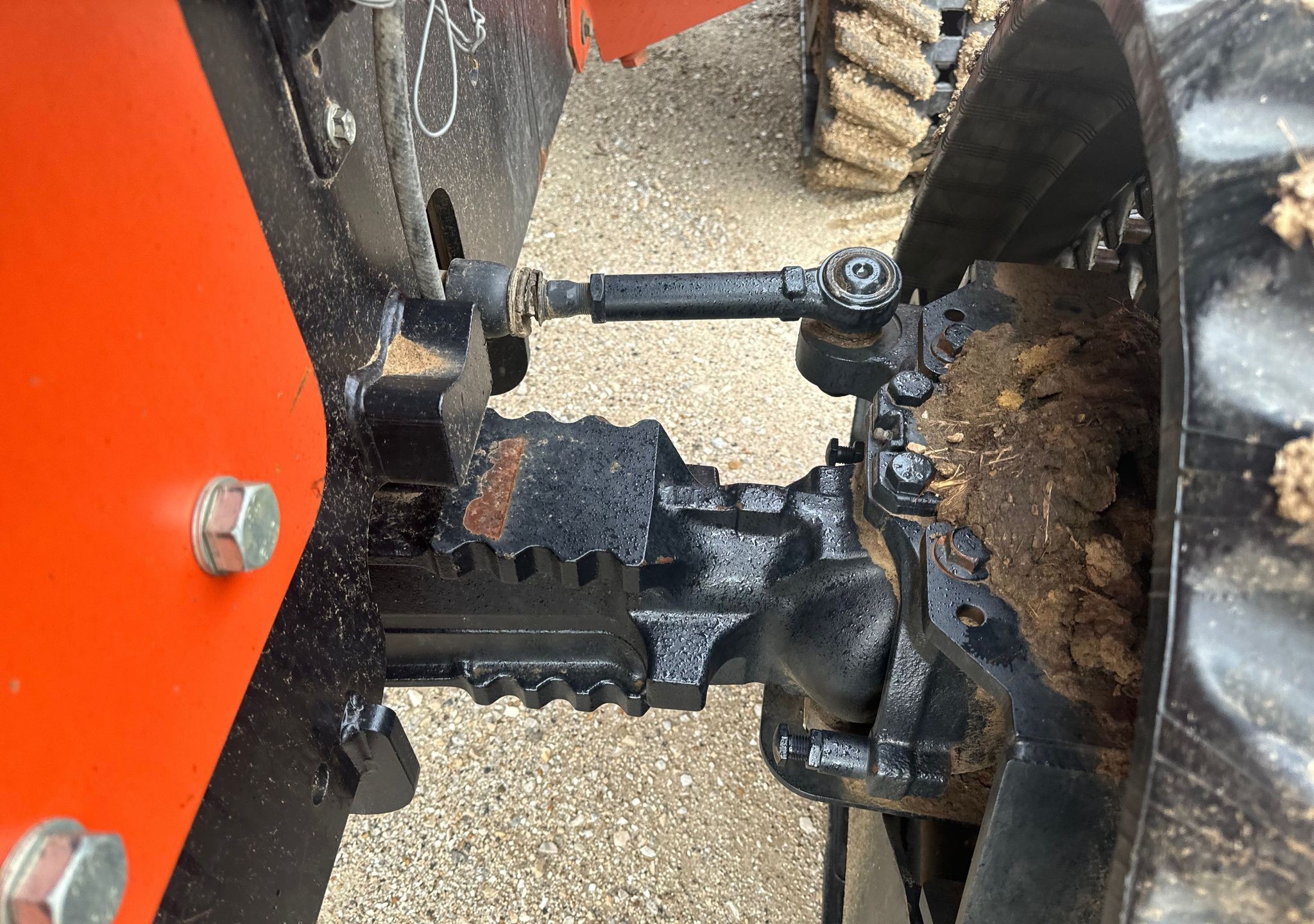gallery 2013 Ditch Witch RT120 Quad trencher