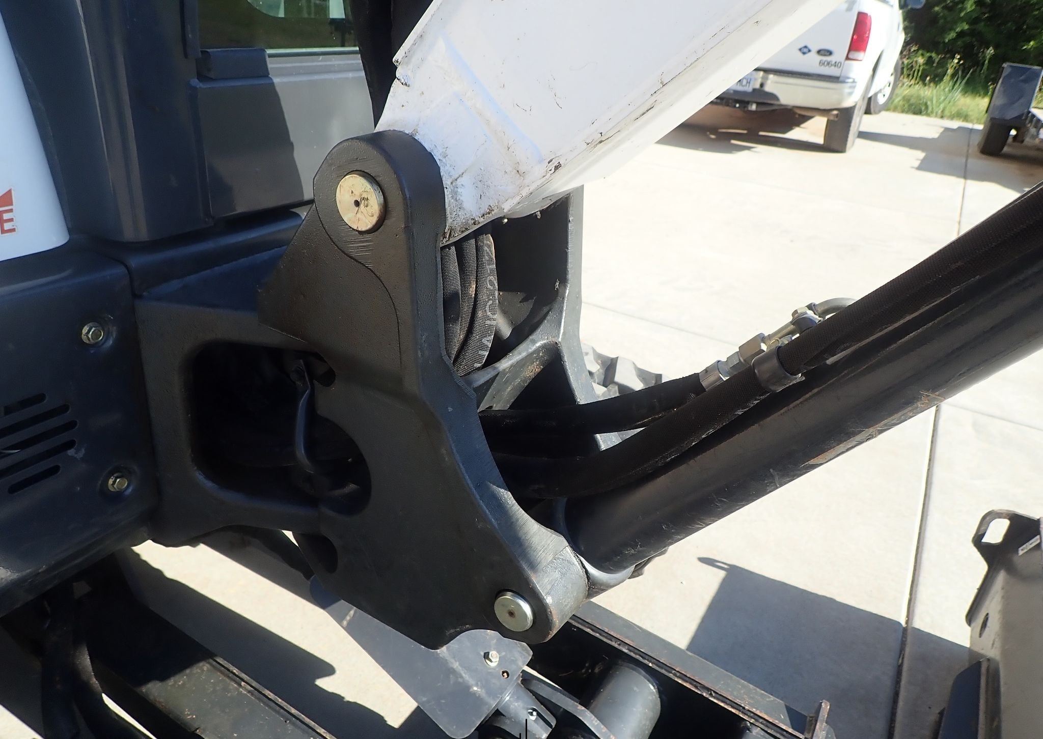 gallery 2015 Bobcat E35  mini excavator