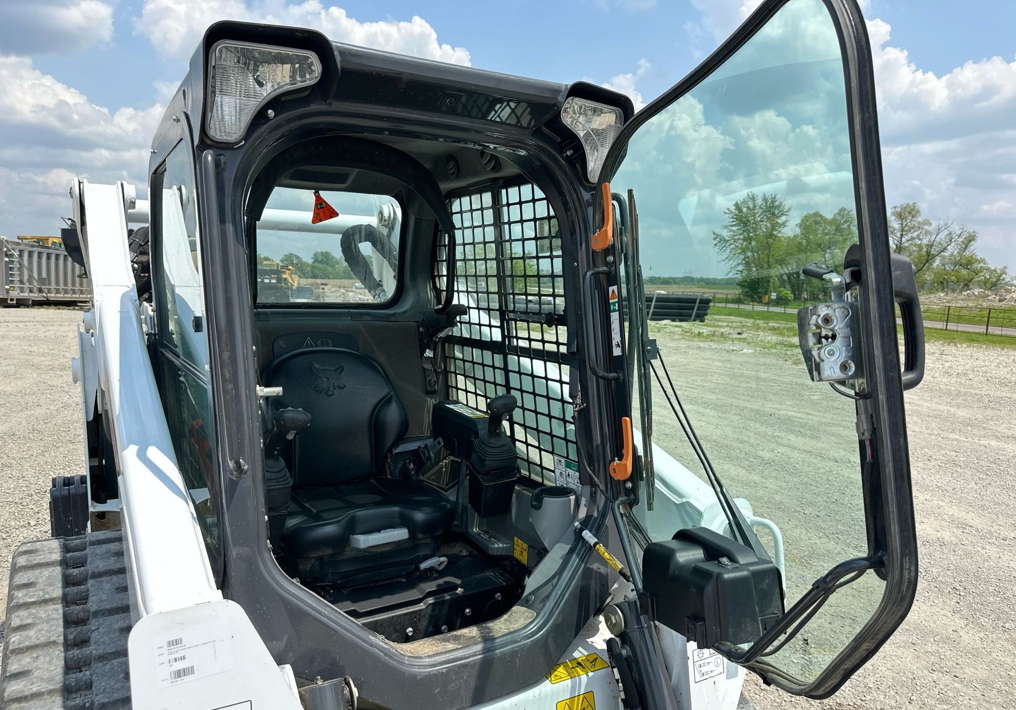 gallery 2021 Bobcat T595 tracked skid steer loader